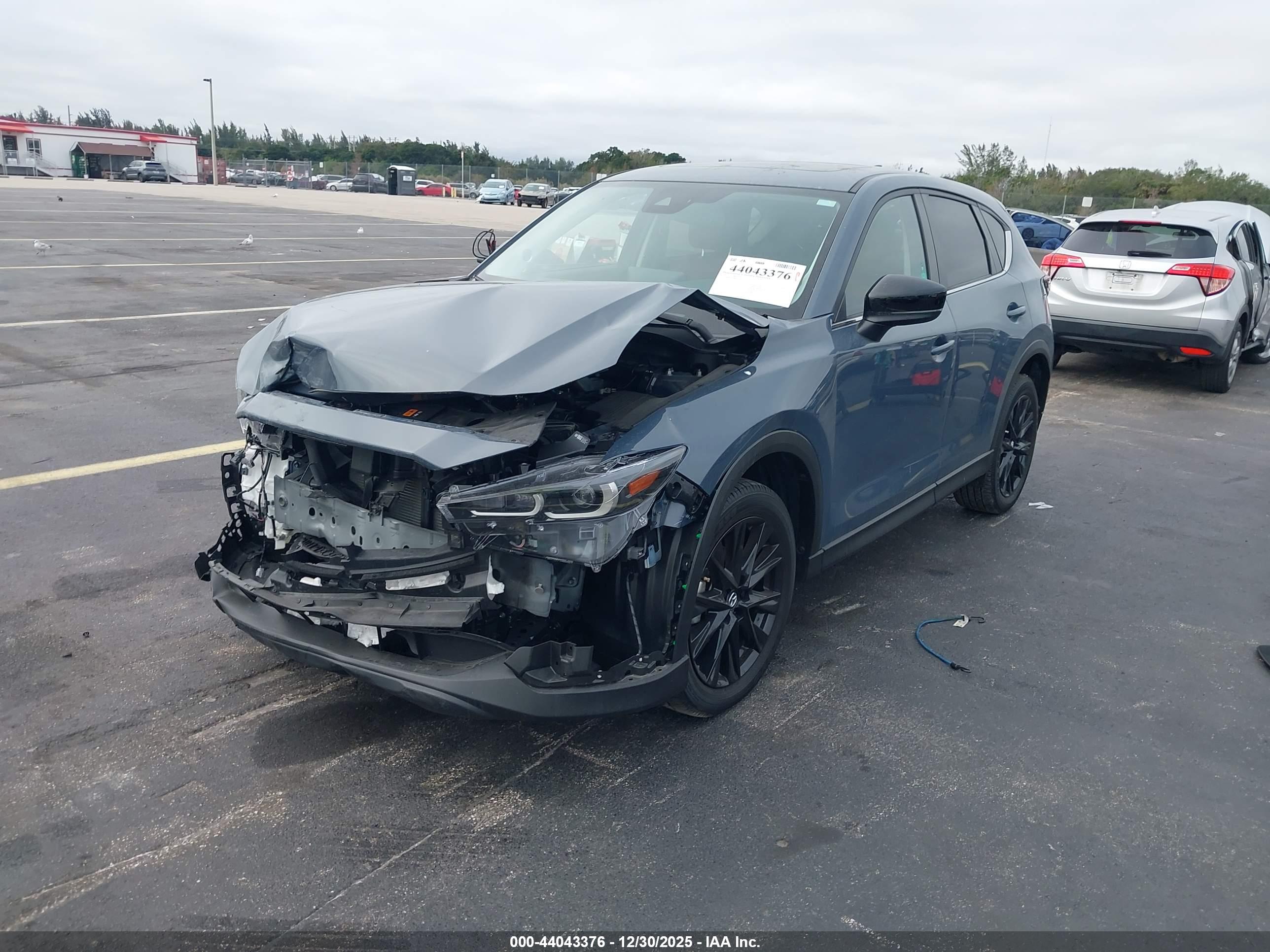 MAZDA CX-5 image 6