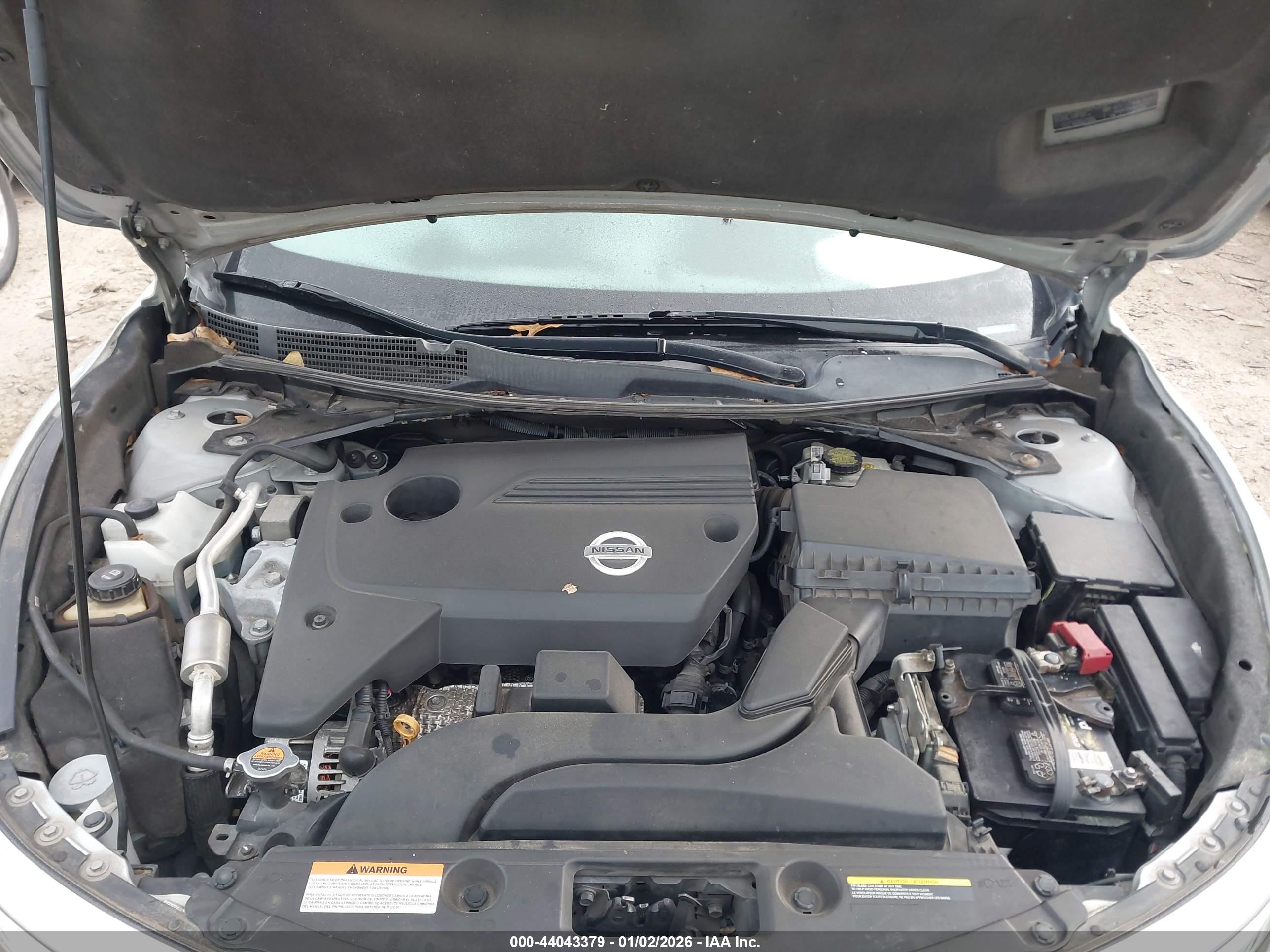 NISSAN ALTIMA image 10