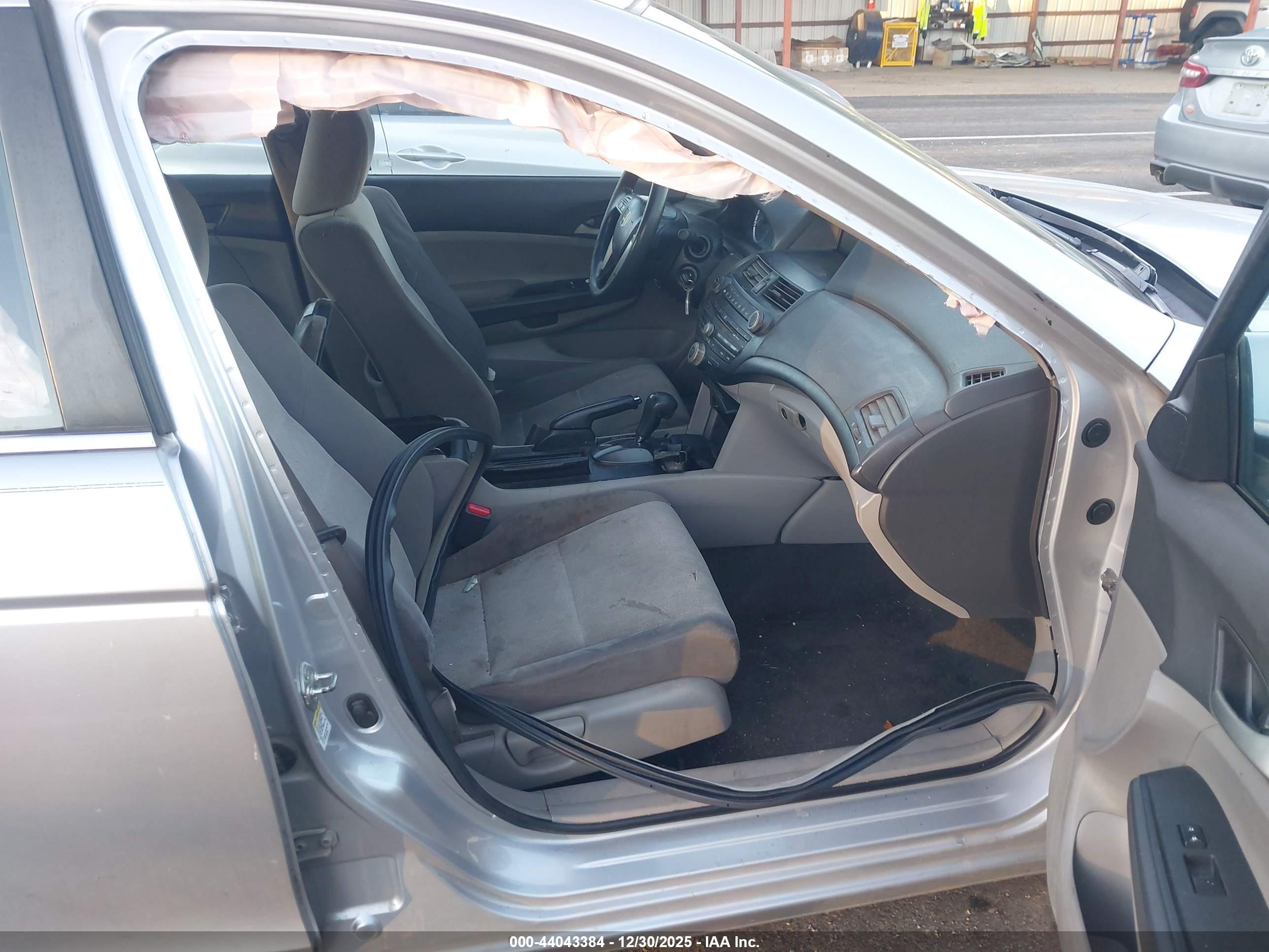 HONDA ACCORD image 5