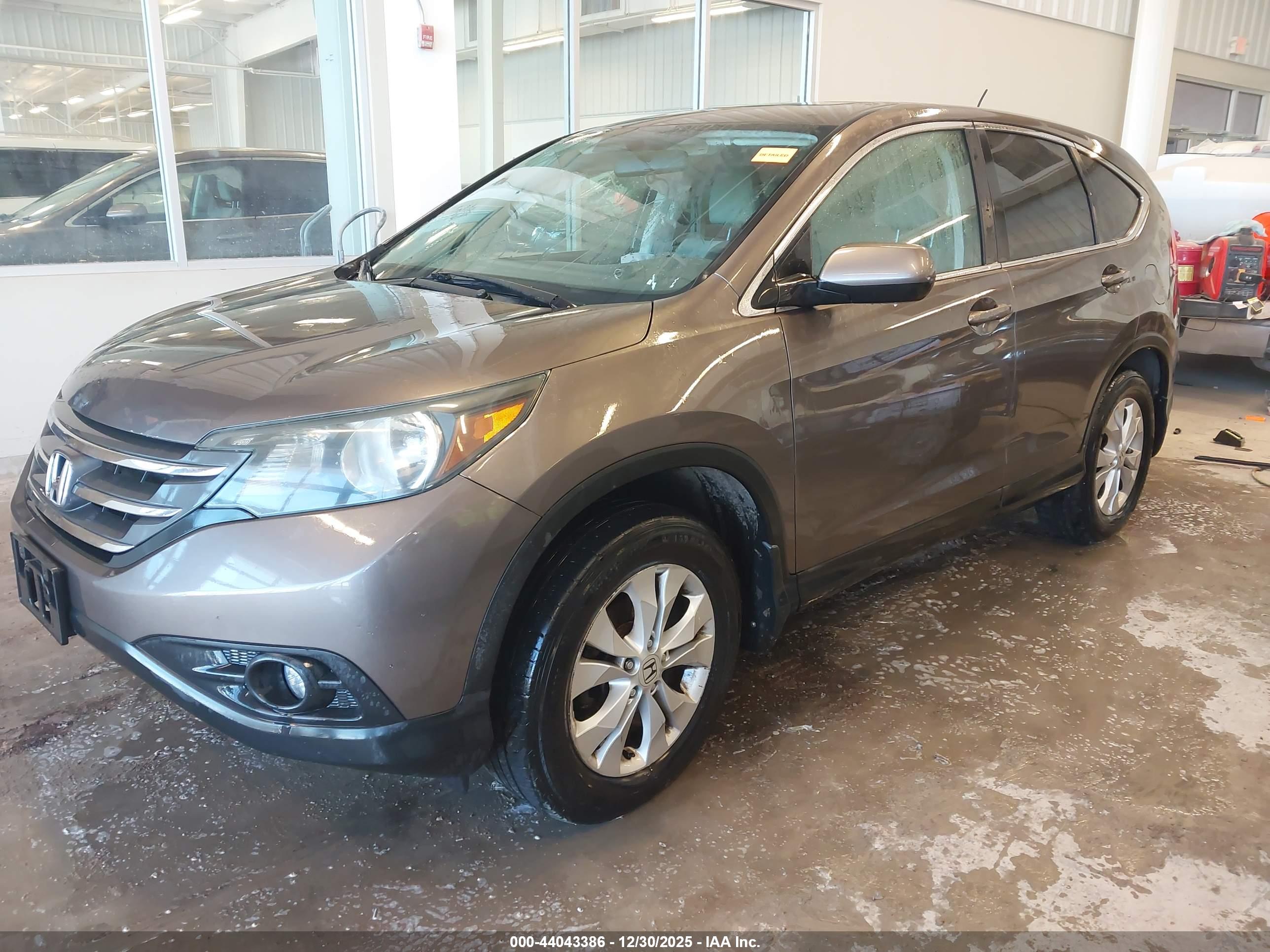 HONDA CR-V image 2
