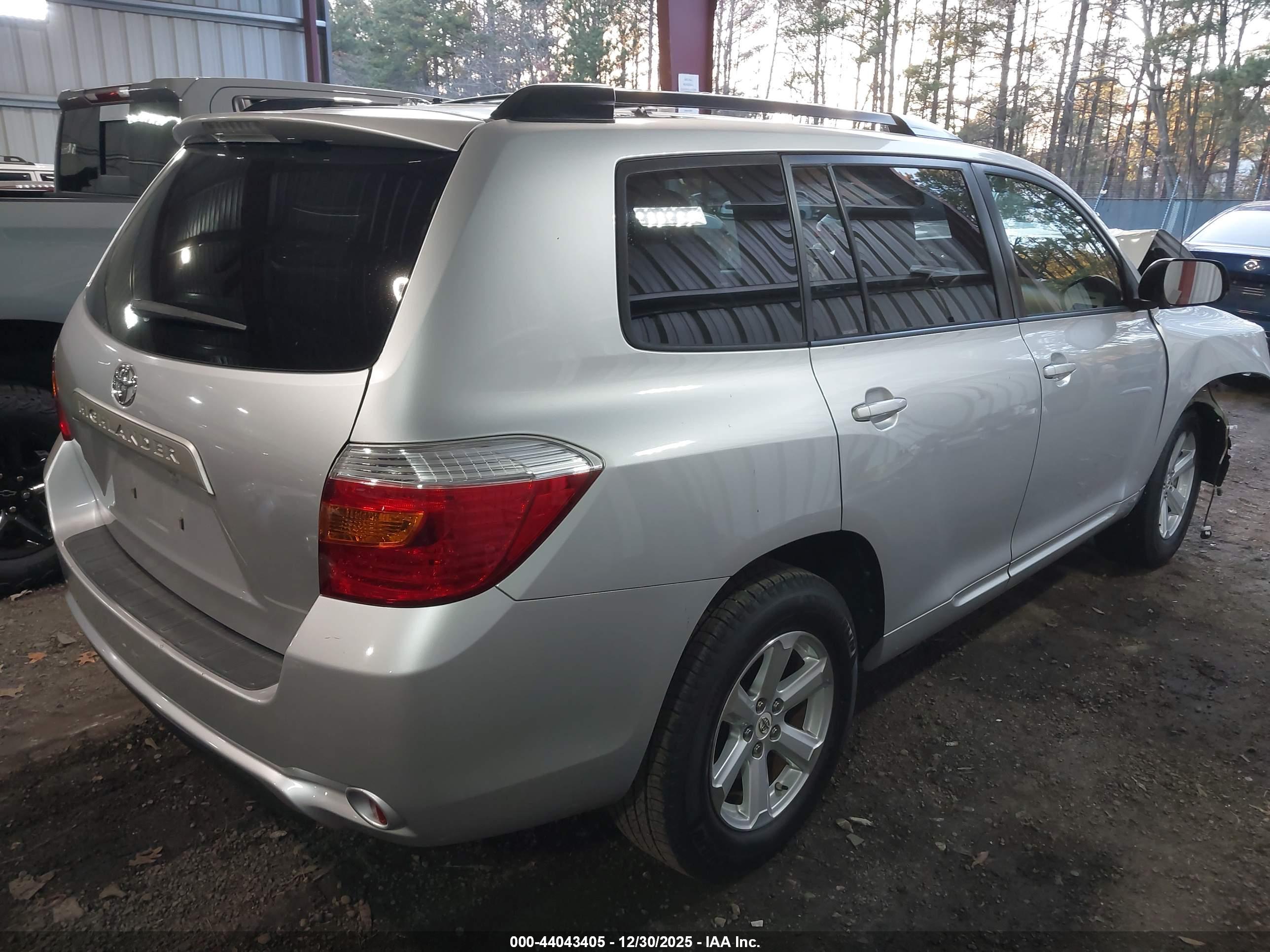TOYOTA HIGHLANDER image 4