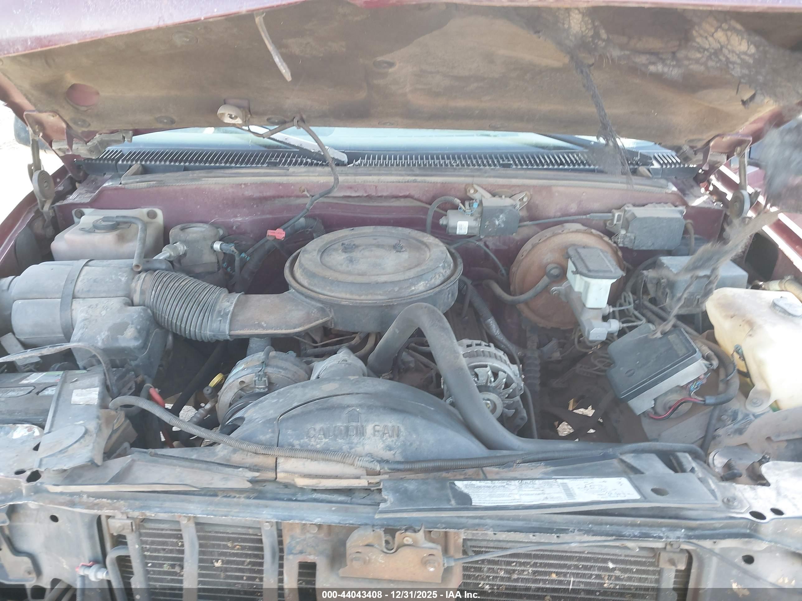 CHEVROLET GMT-400 image 10