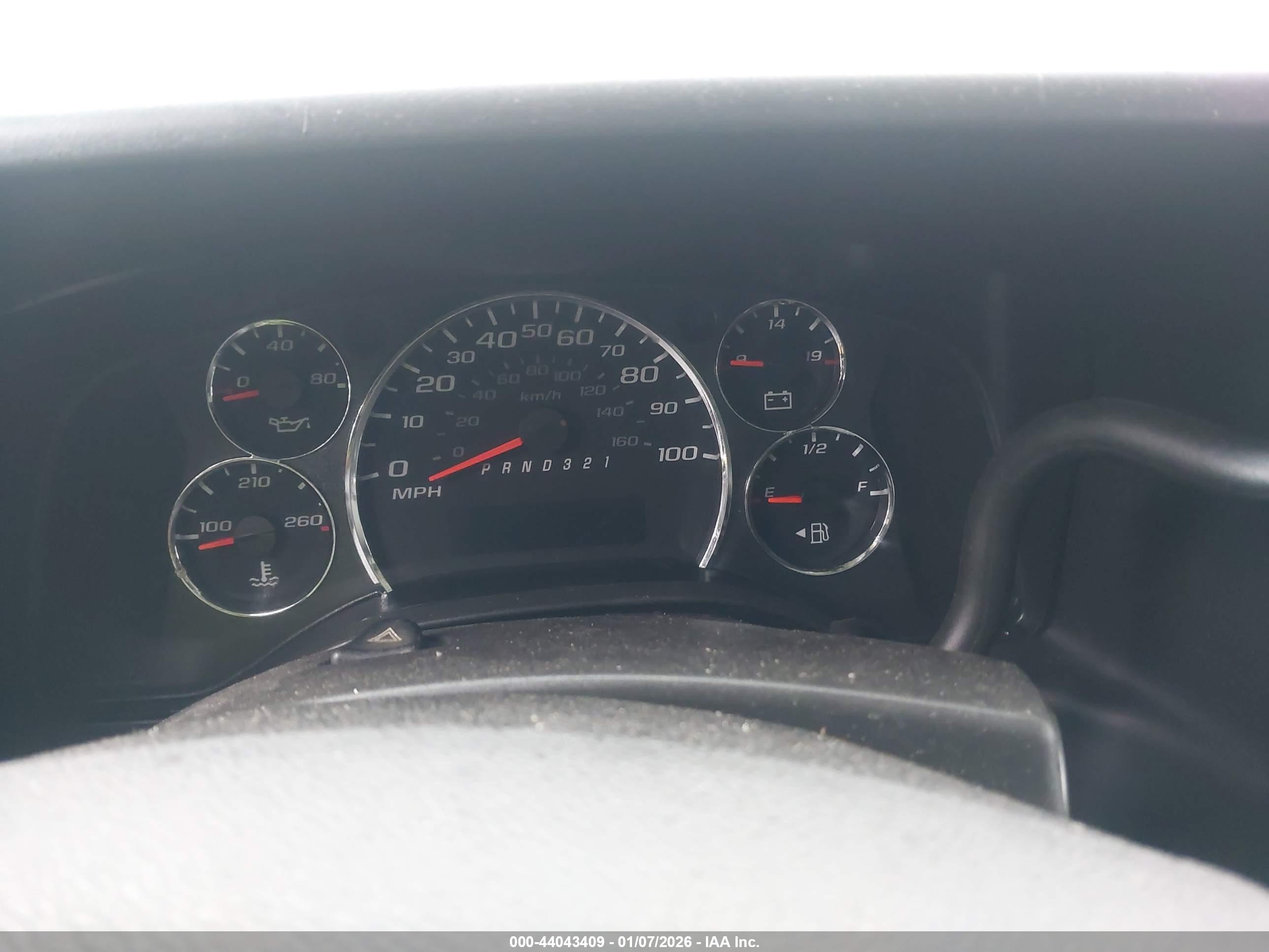 CHEVROLET EXPRESS image 7