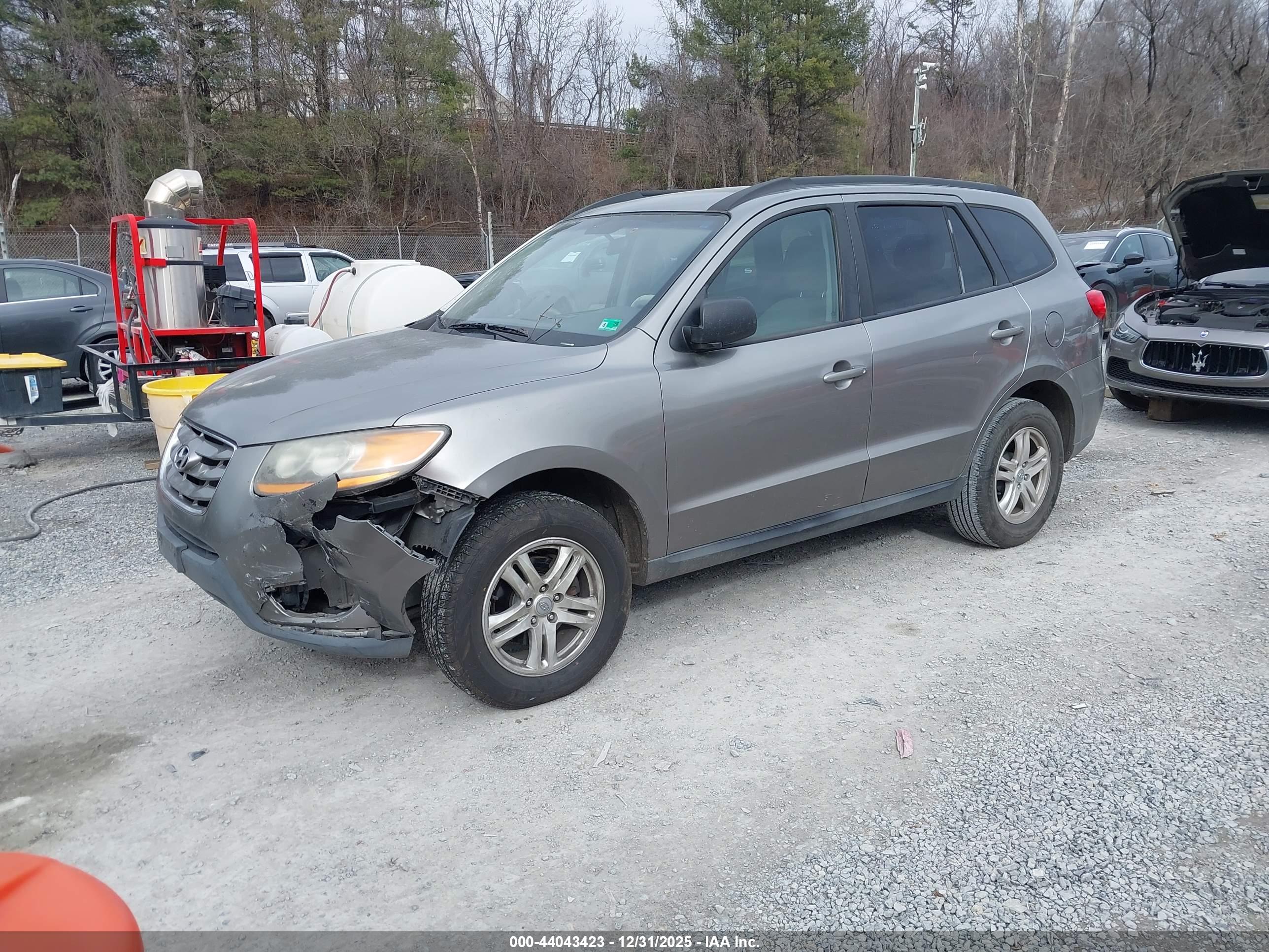 HYUNDAI SANTA image 2