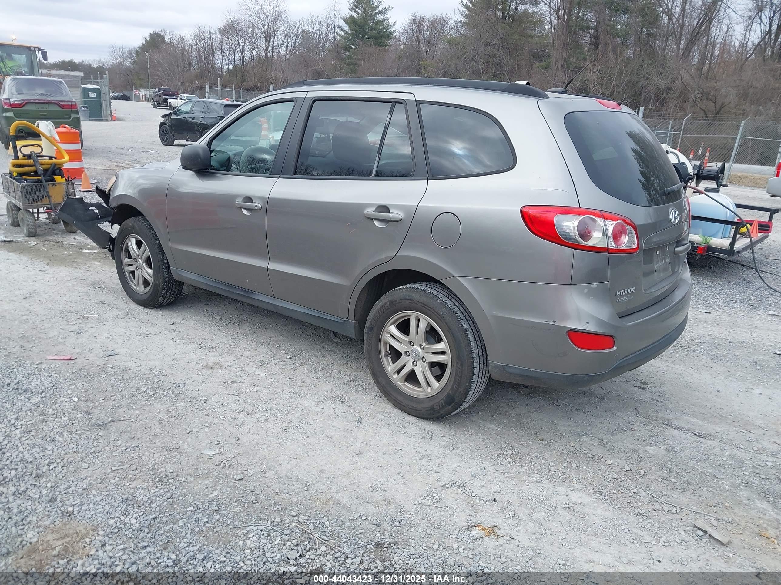 HYUNDAI SANTA image 3