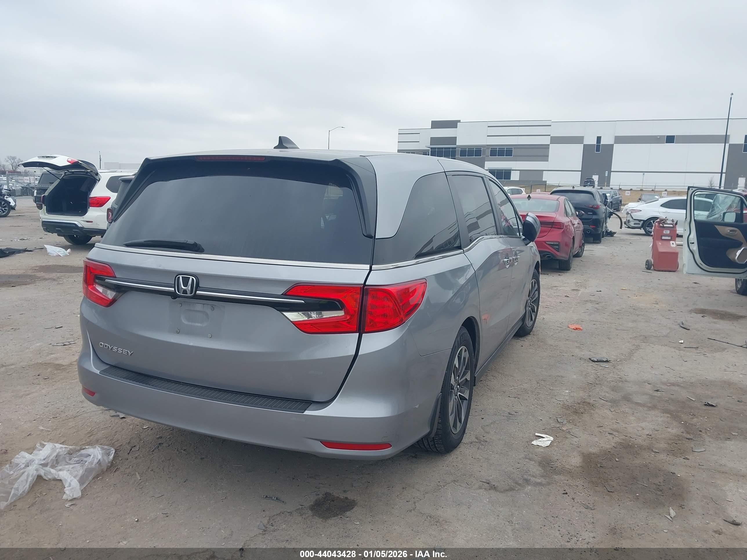 HONDA ODYSSEY image 4
