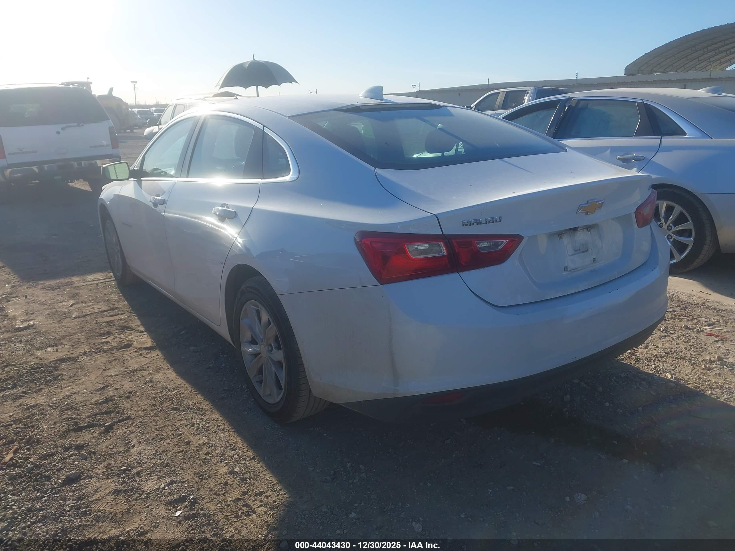 CHEVROLET MALIBU image 3