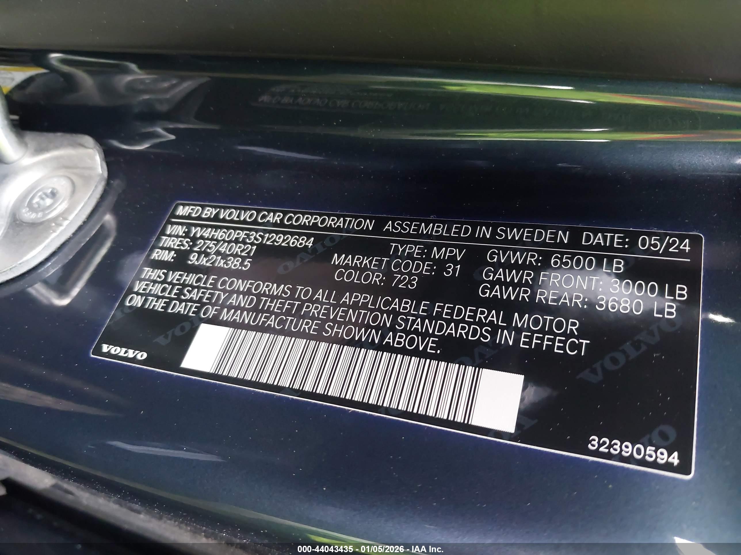 VOLVO XC90 image 9
