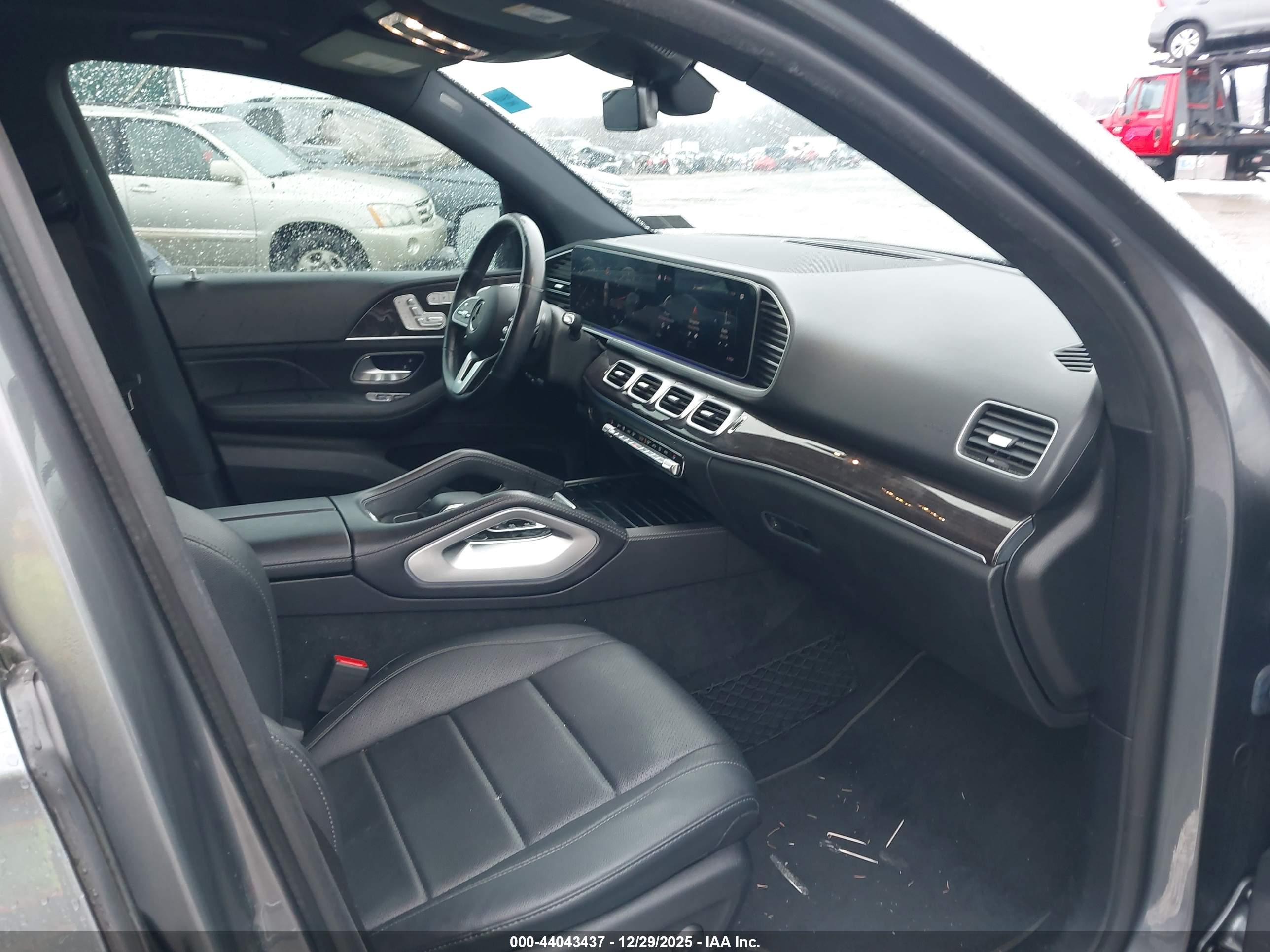 MERCEDES-BENZ GLE image 5