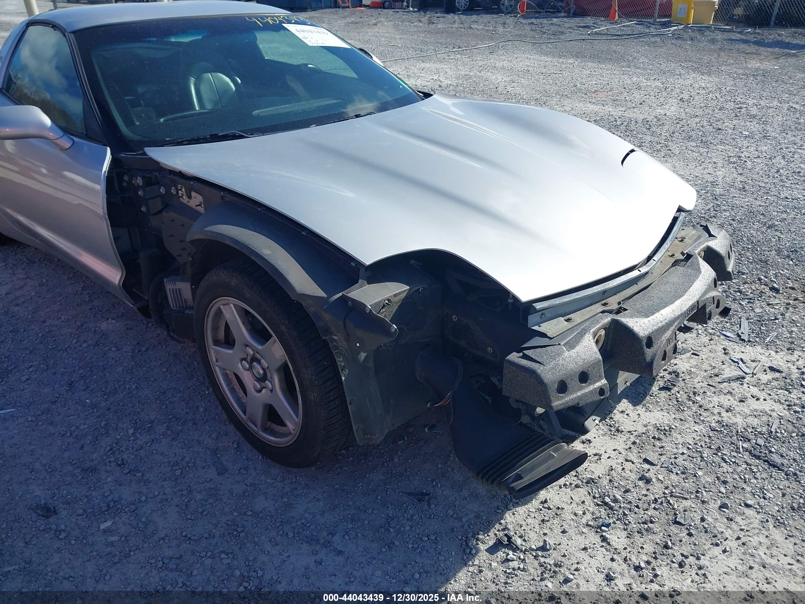 CHEVROLET CORVETTE image 6