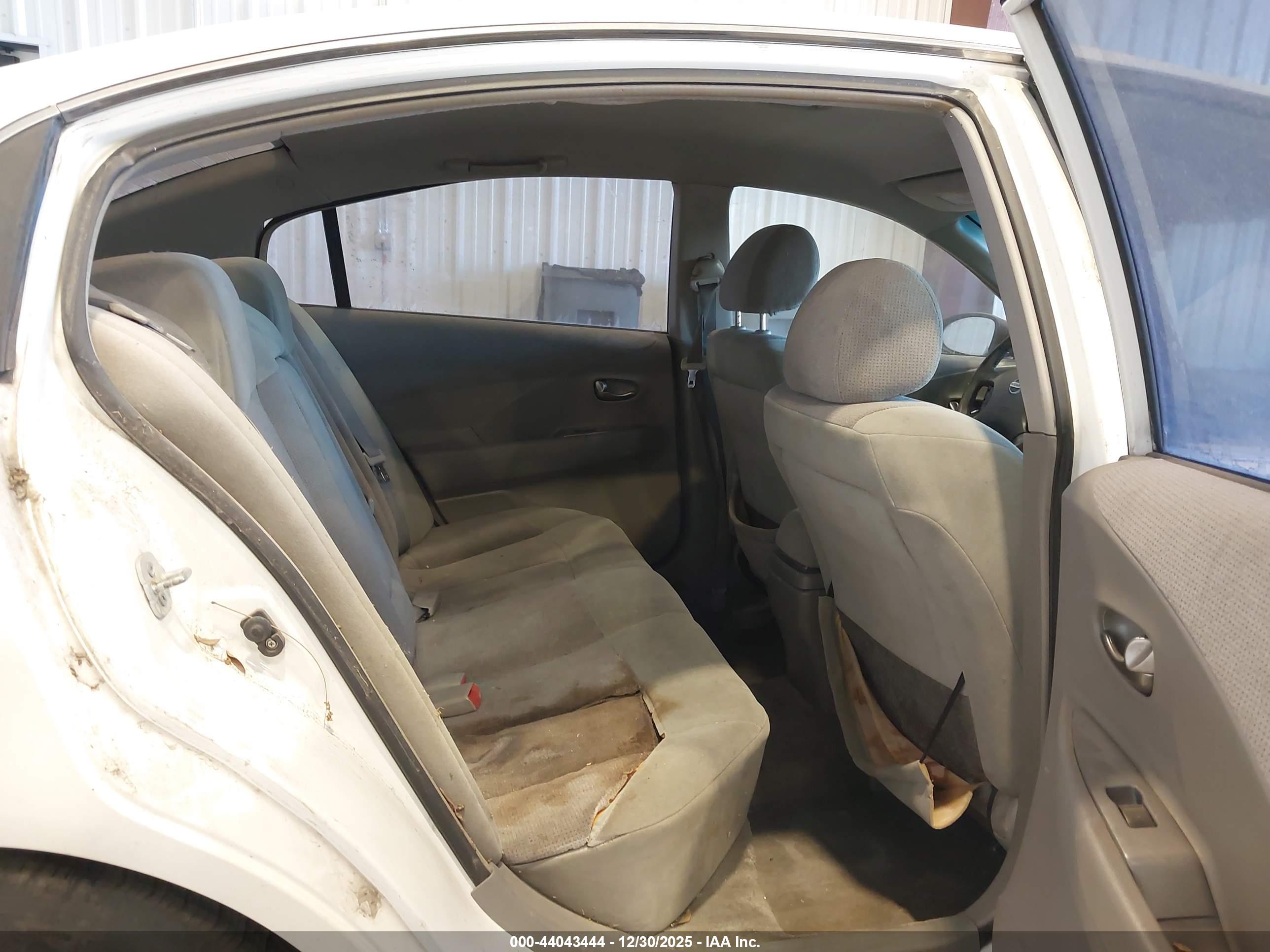 NISSAN ALTIMA image 8