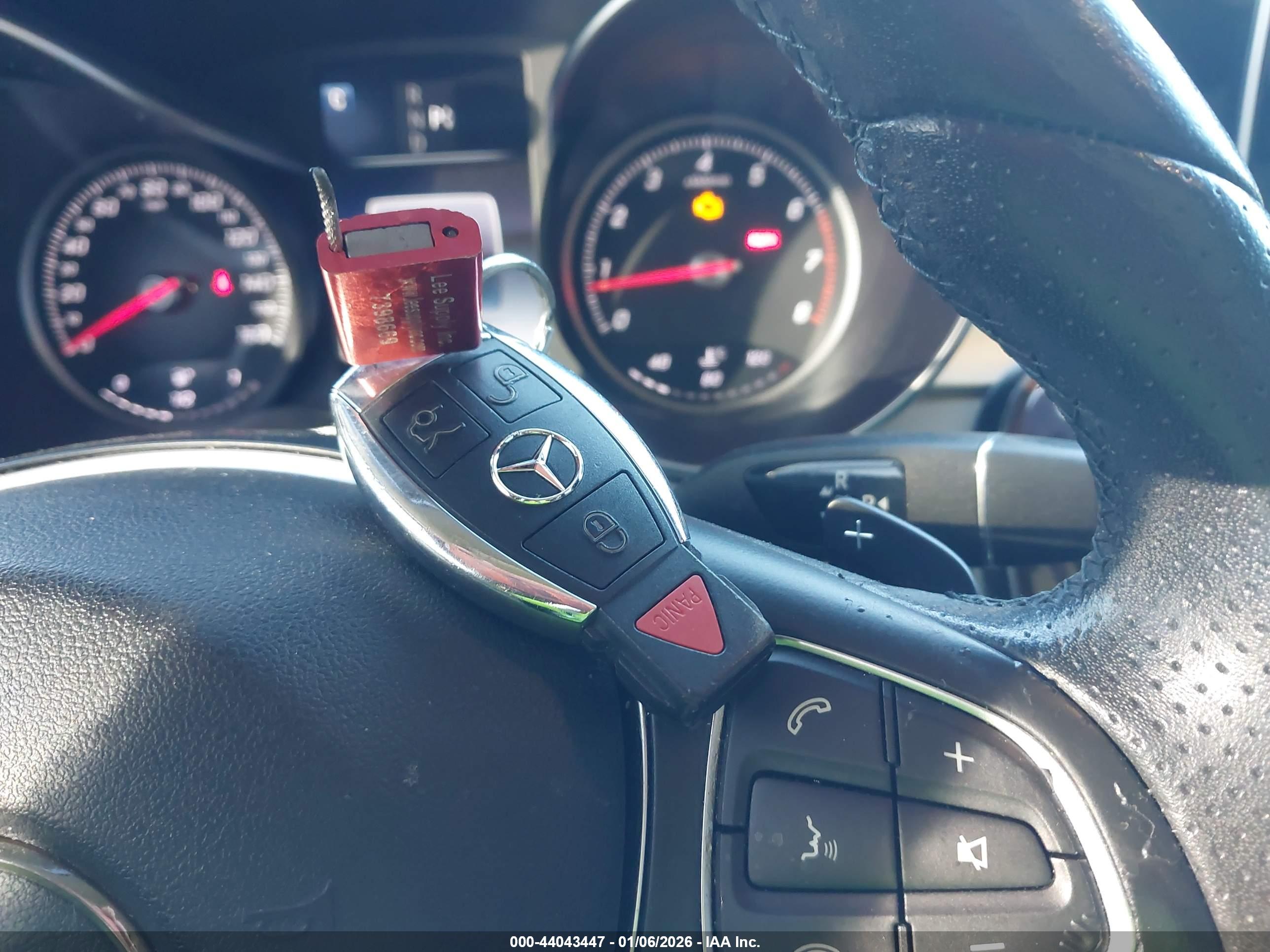 MERCEDES-BENZ C image 11
