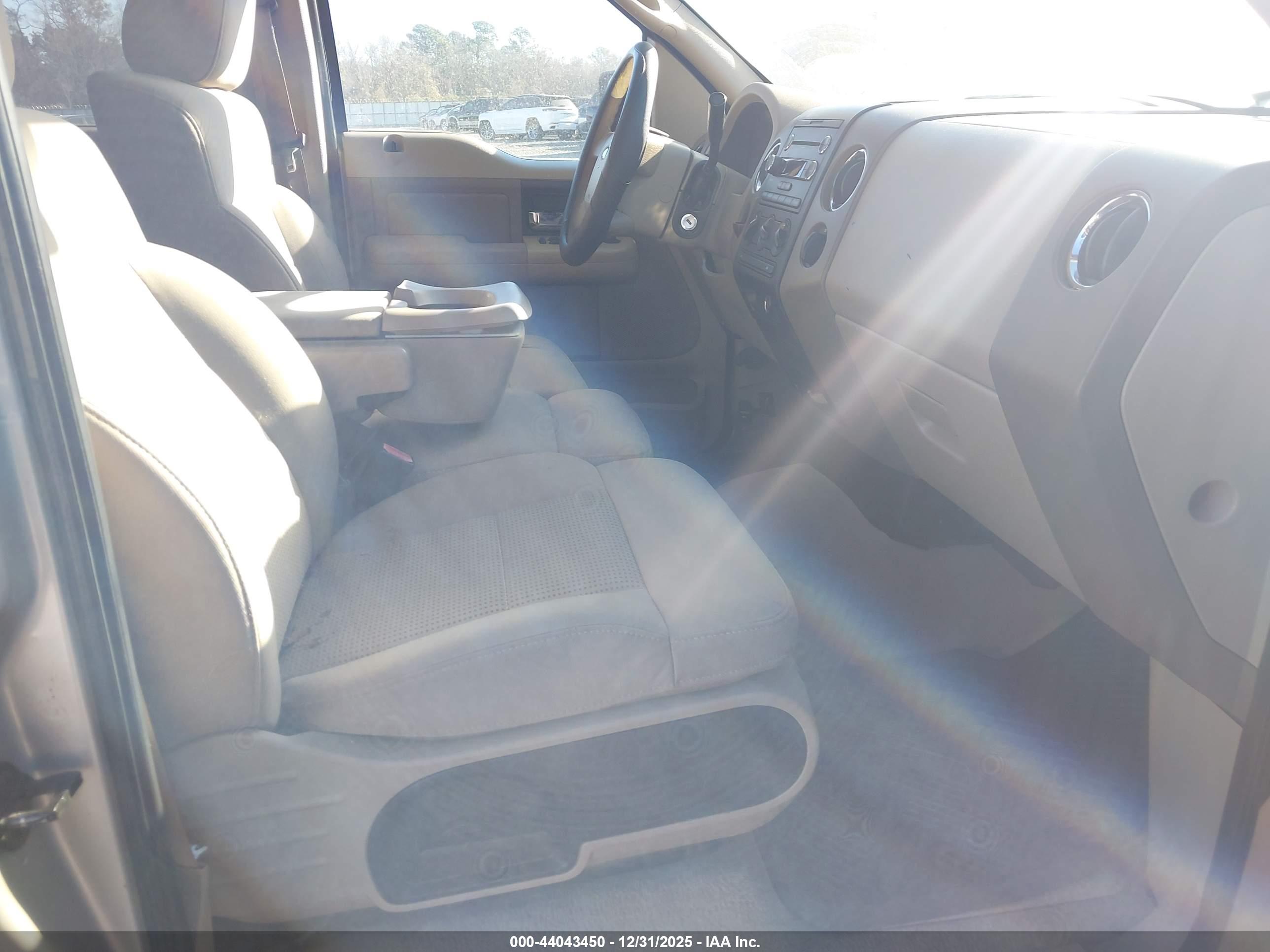FORD F-150 image 5