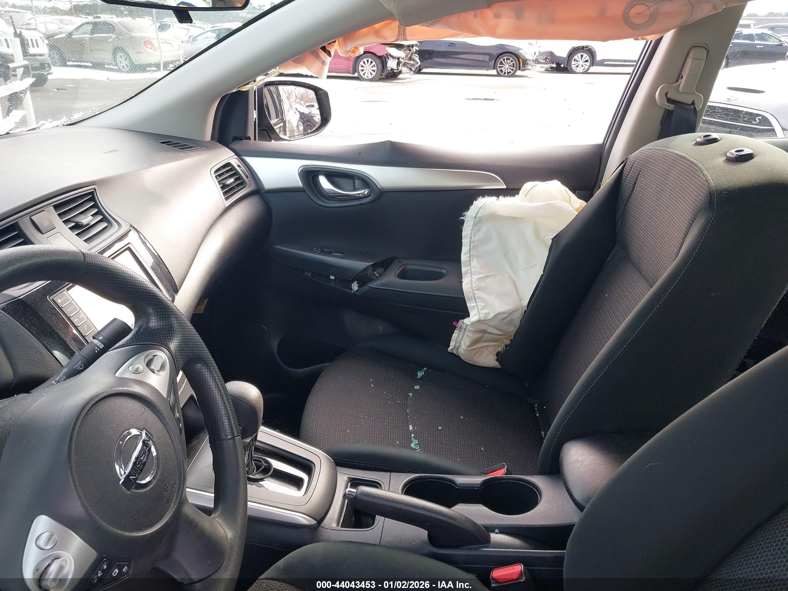 NISSAN SENTRA image 5