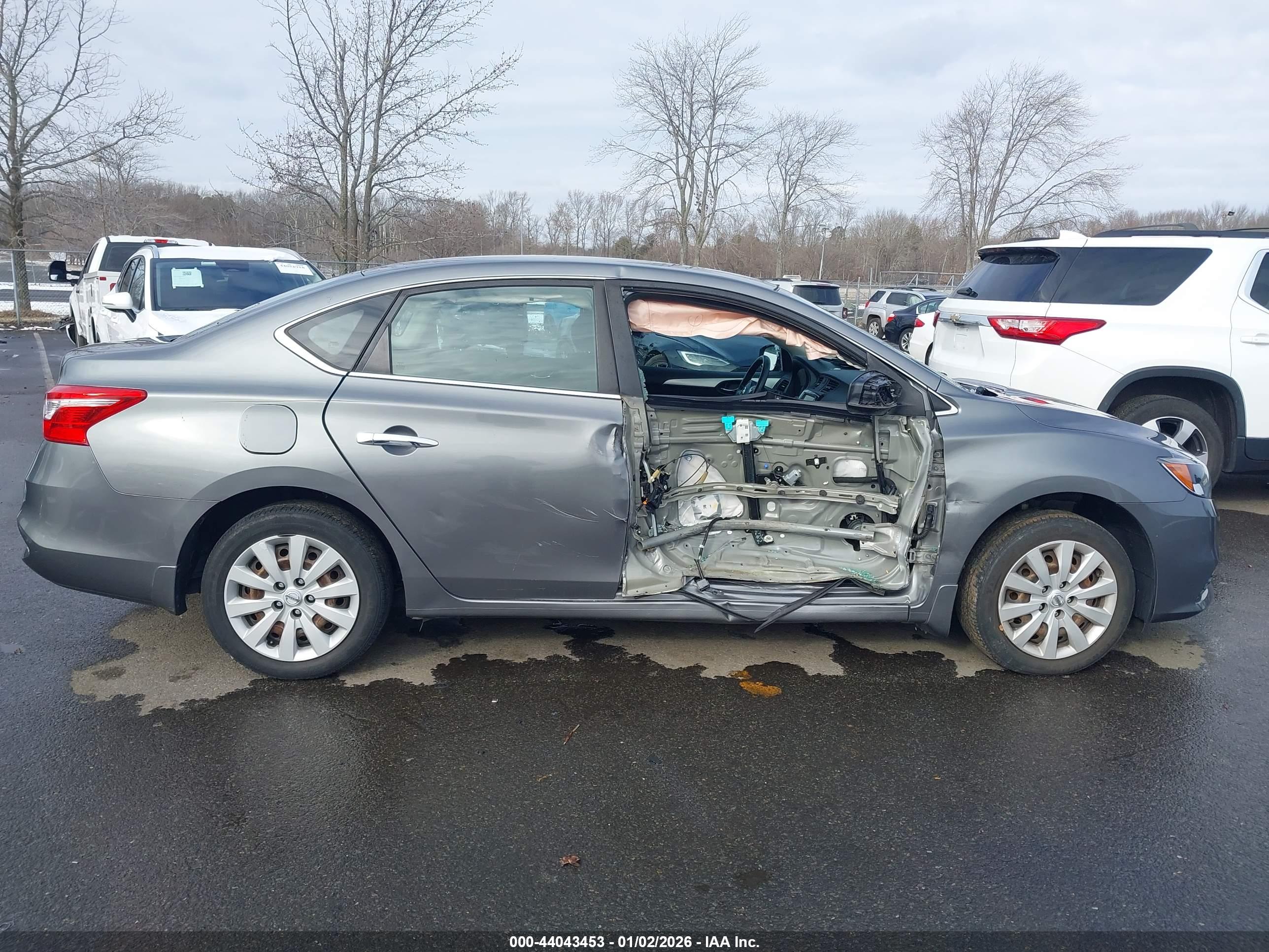 NISSAN SENTRA image 6