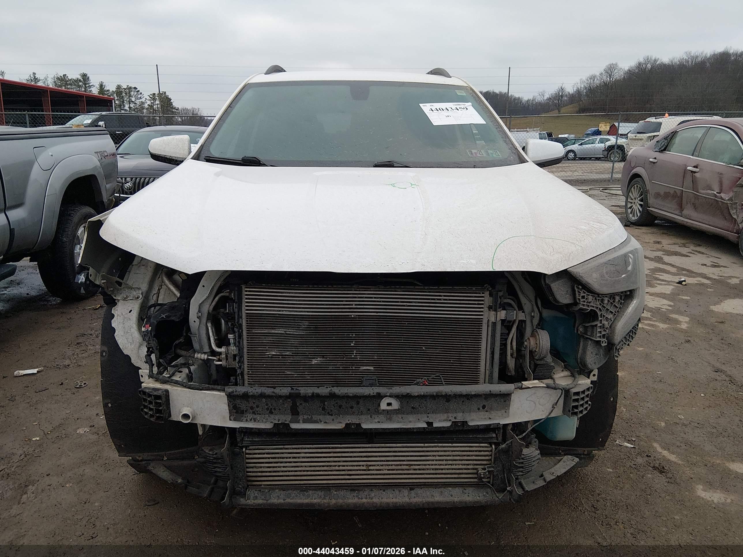 GMC TERRAIN image 6