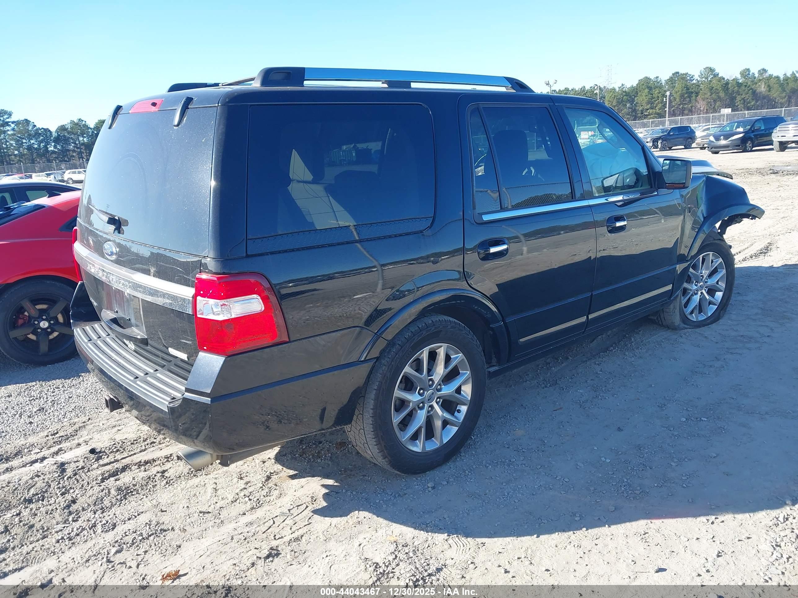 FORD EXPEDITION image 4