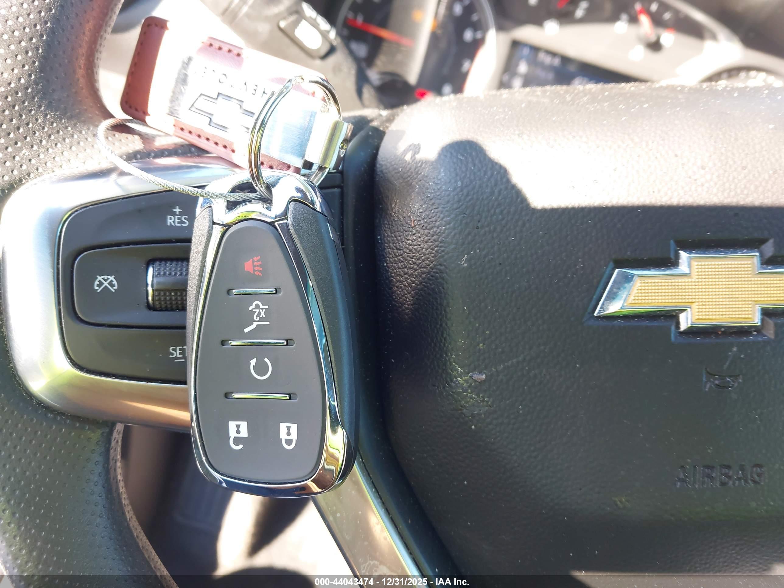 CHEVROLET BLAZER image 11