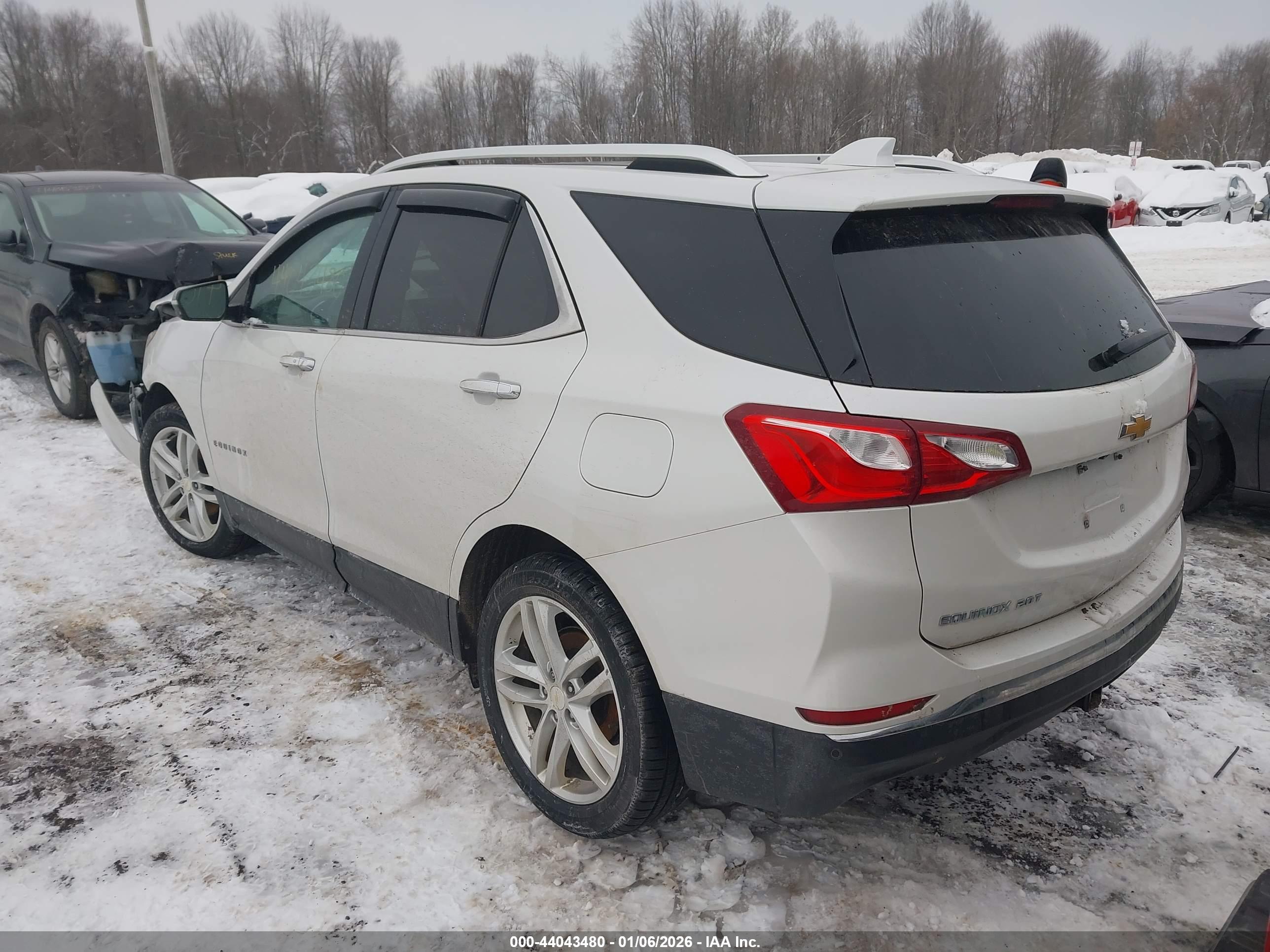 CHEVROLET EQUINOX image 3