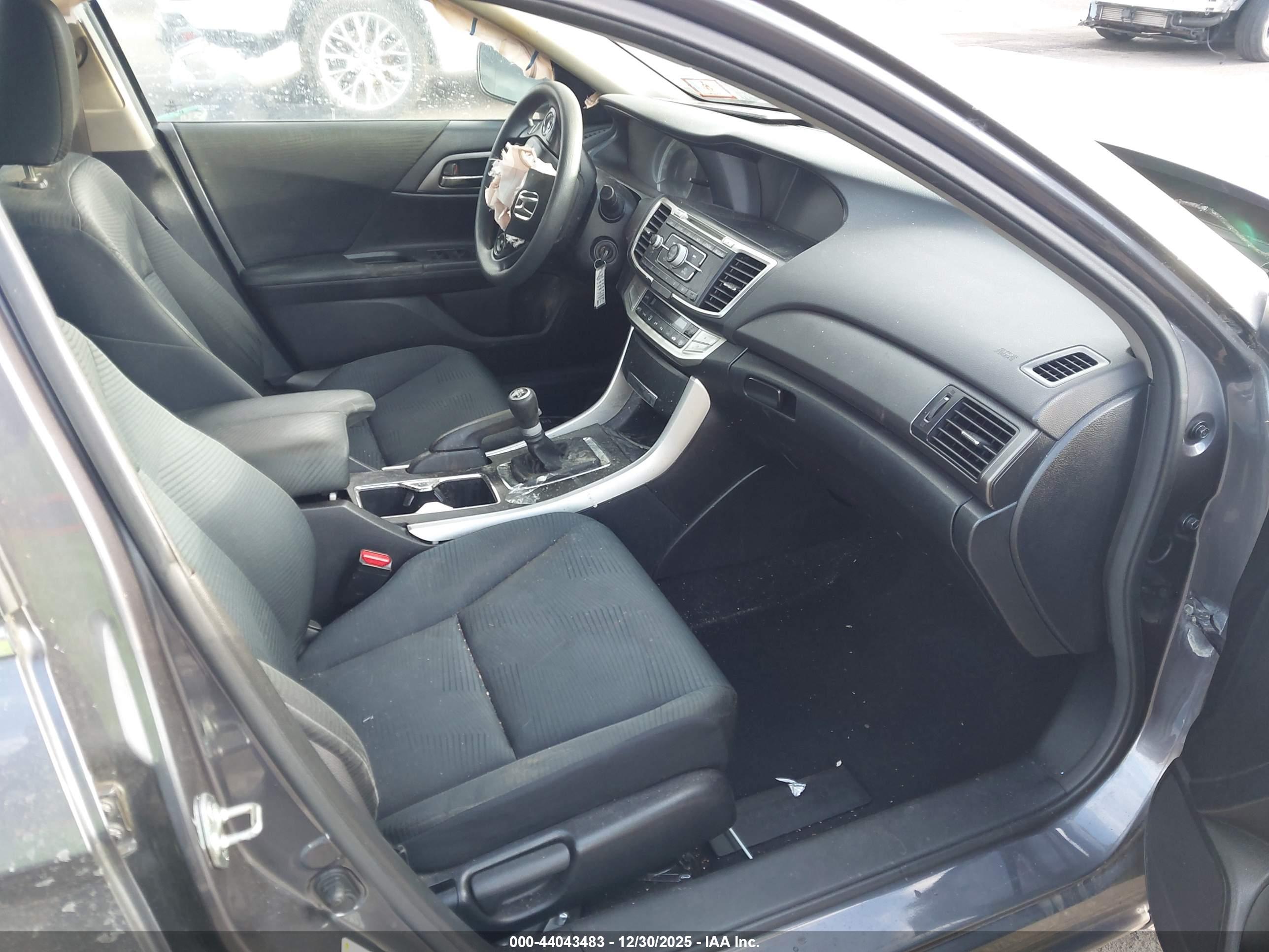 HONDA ACCORD image 5