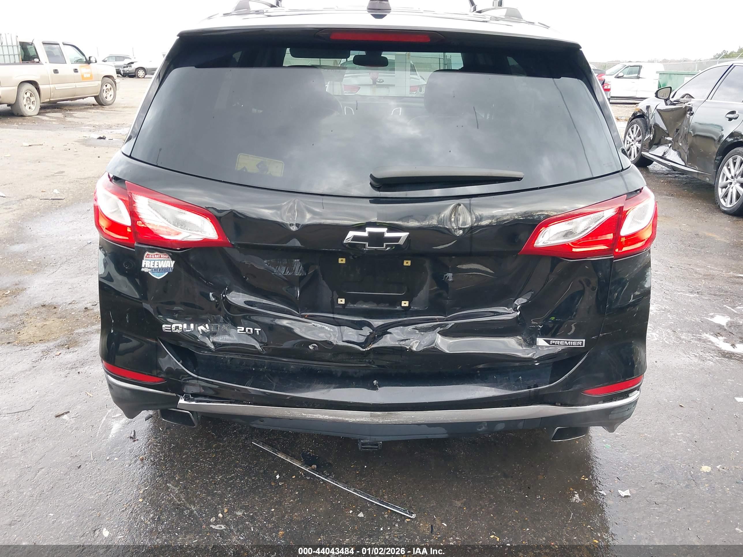CHEVROLET EQUINOX image 6