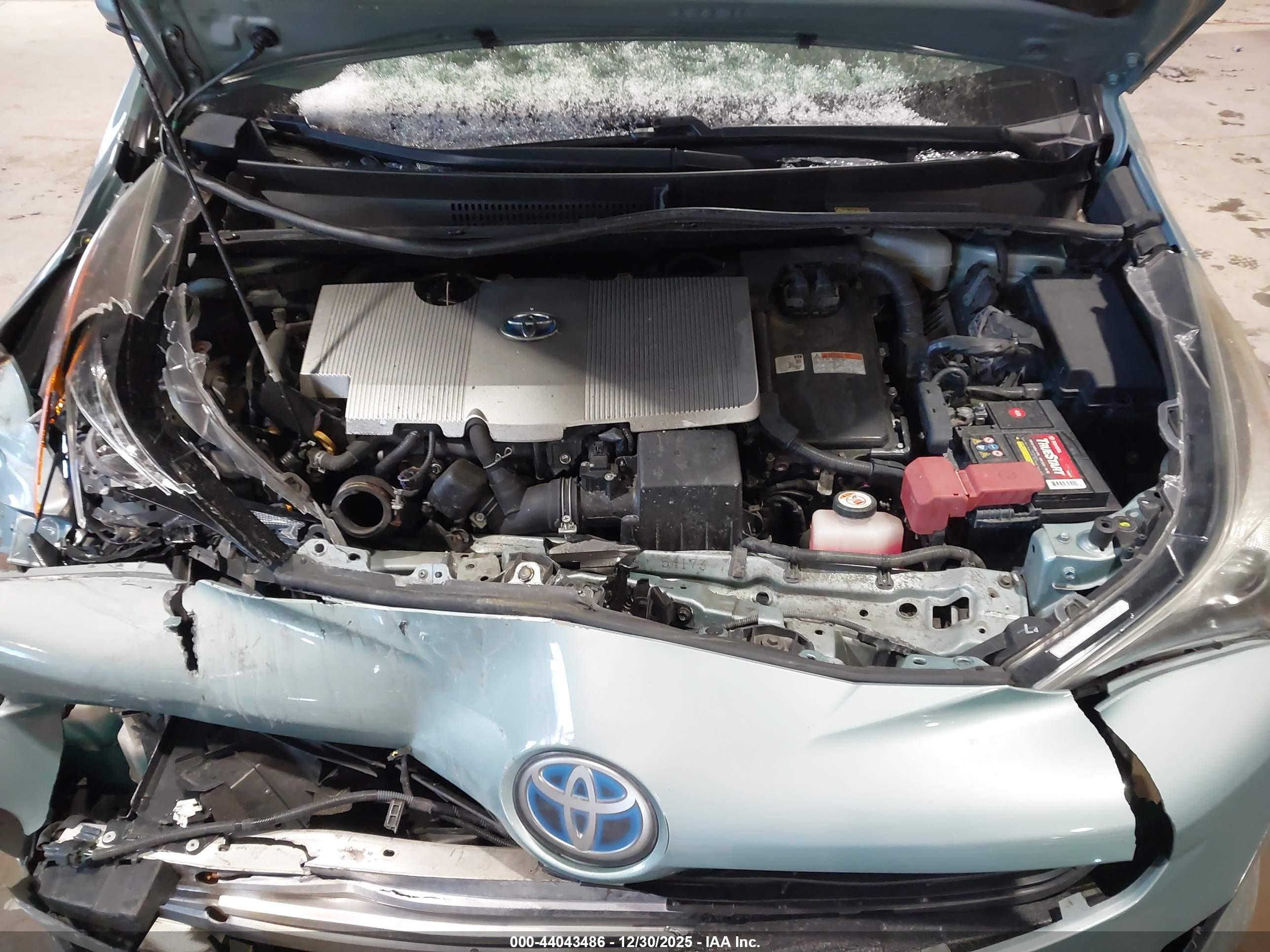 TOYOTA PRIUS image 10