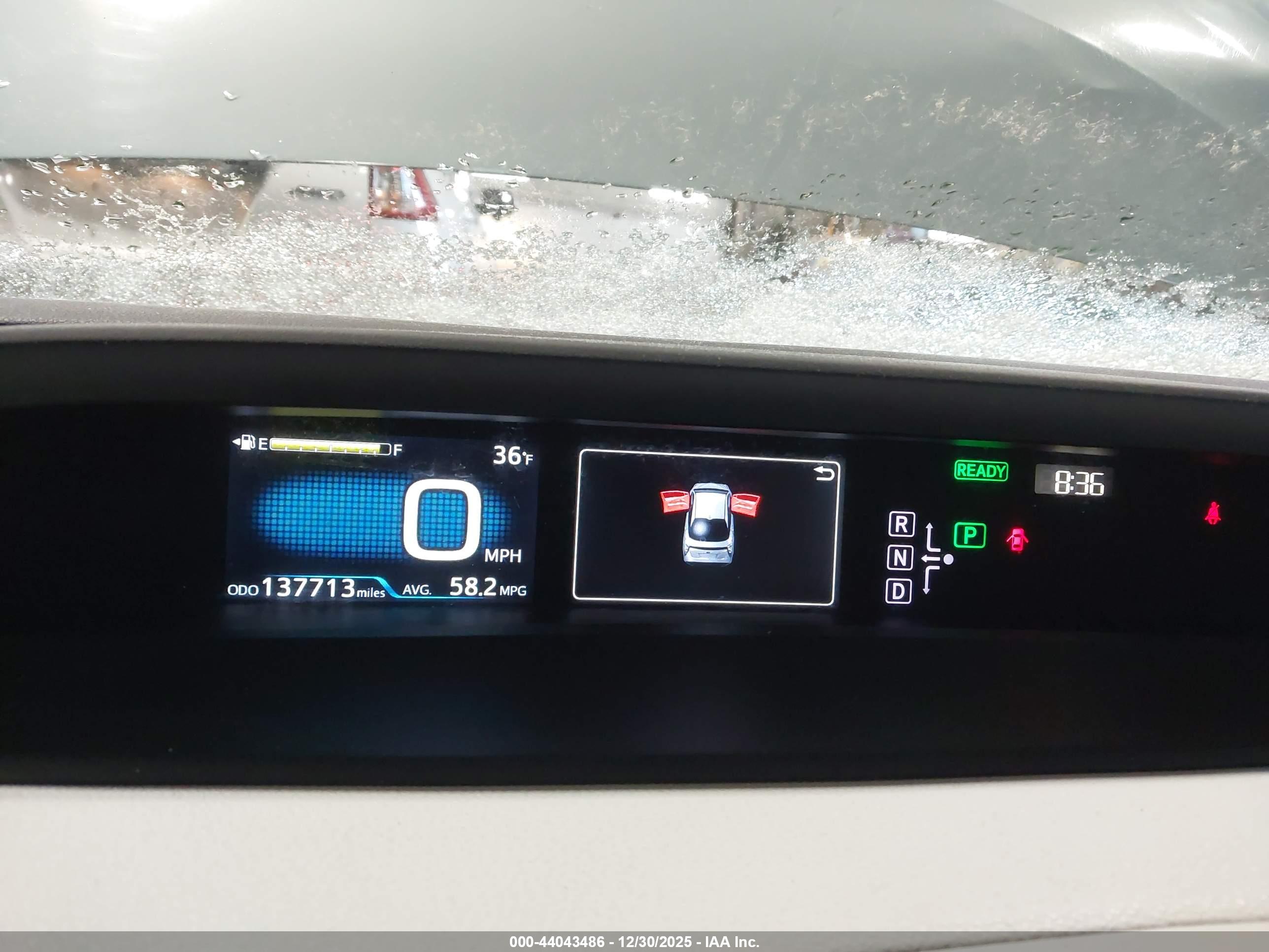 TOYOTA PRIUS image 7