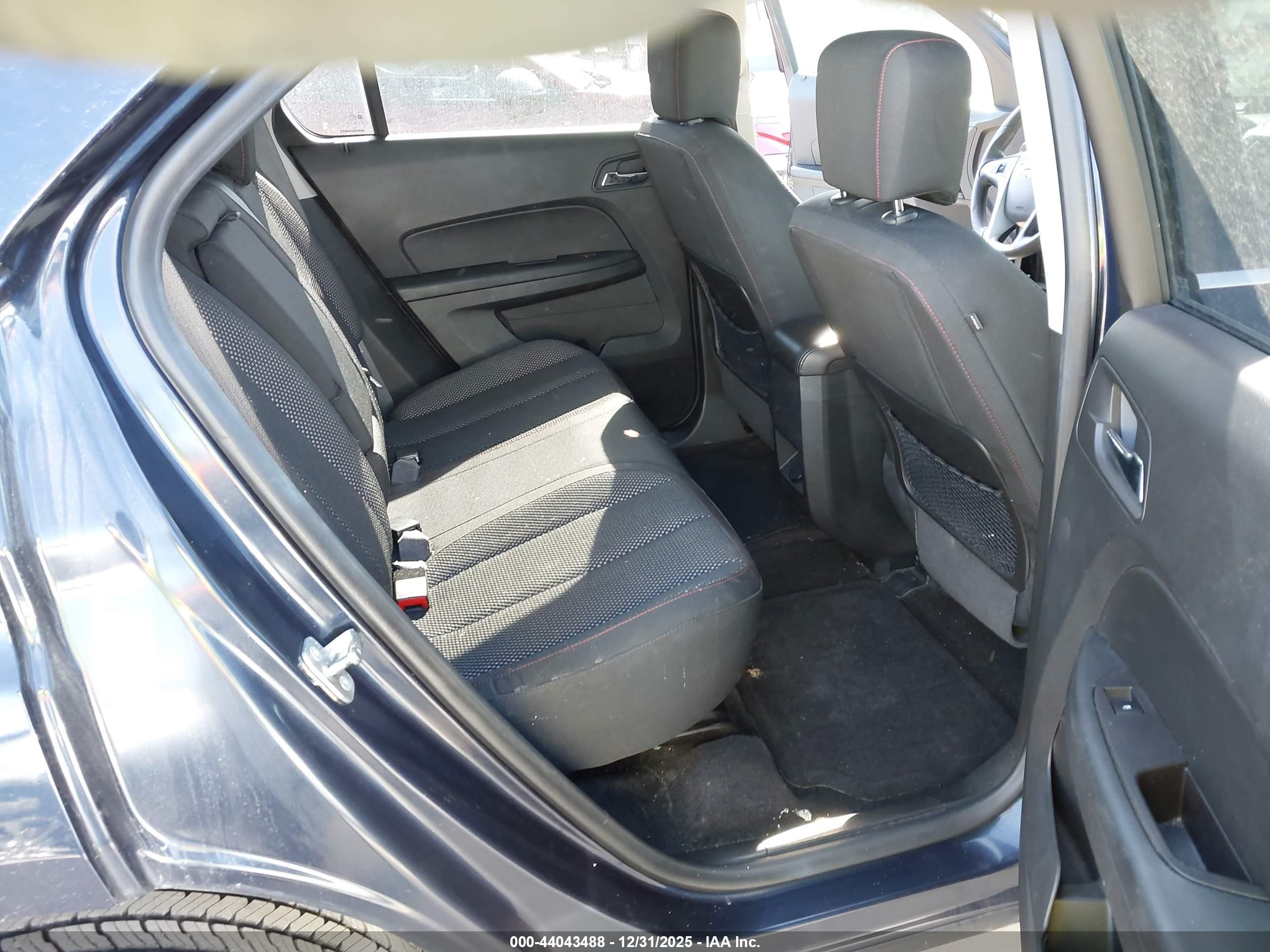 CHEVROLET EQUINOX image 8