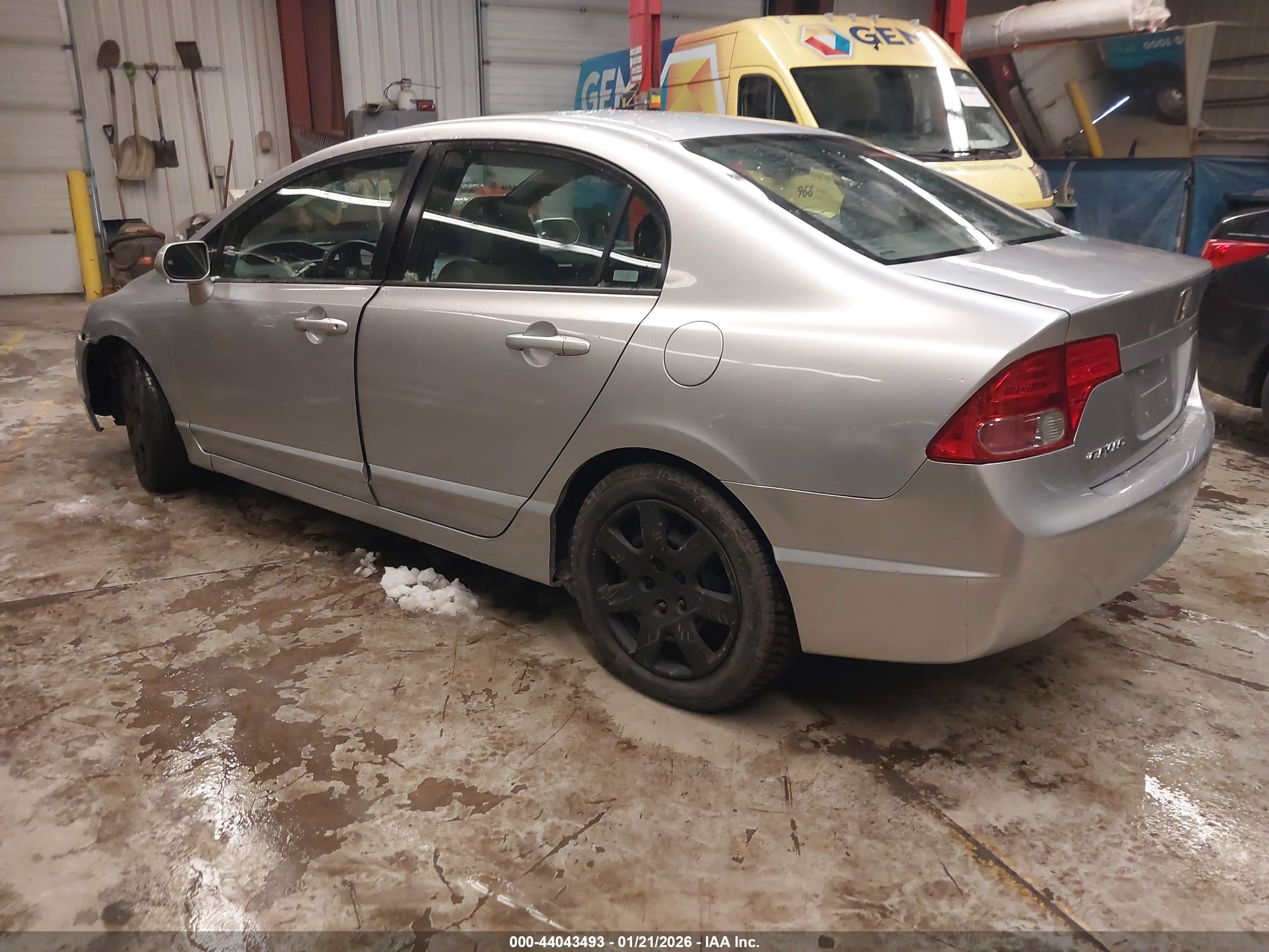 HONDA CIVIC image 3