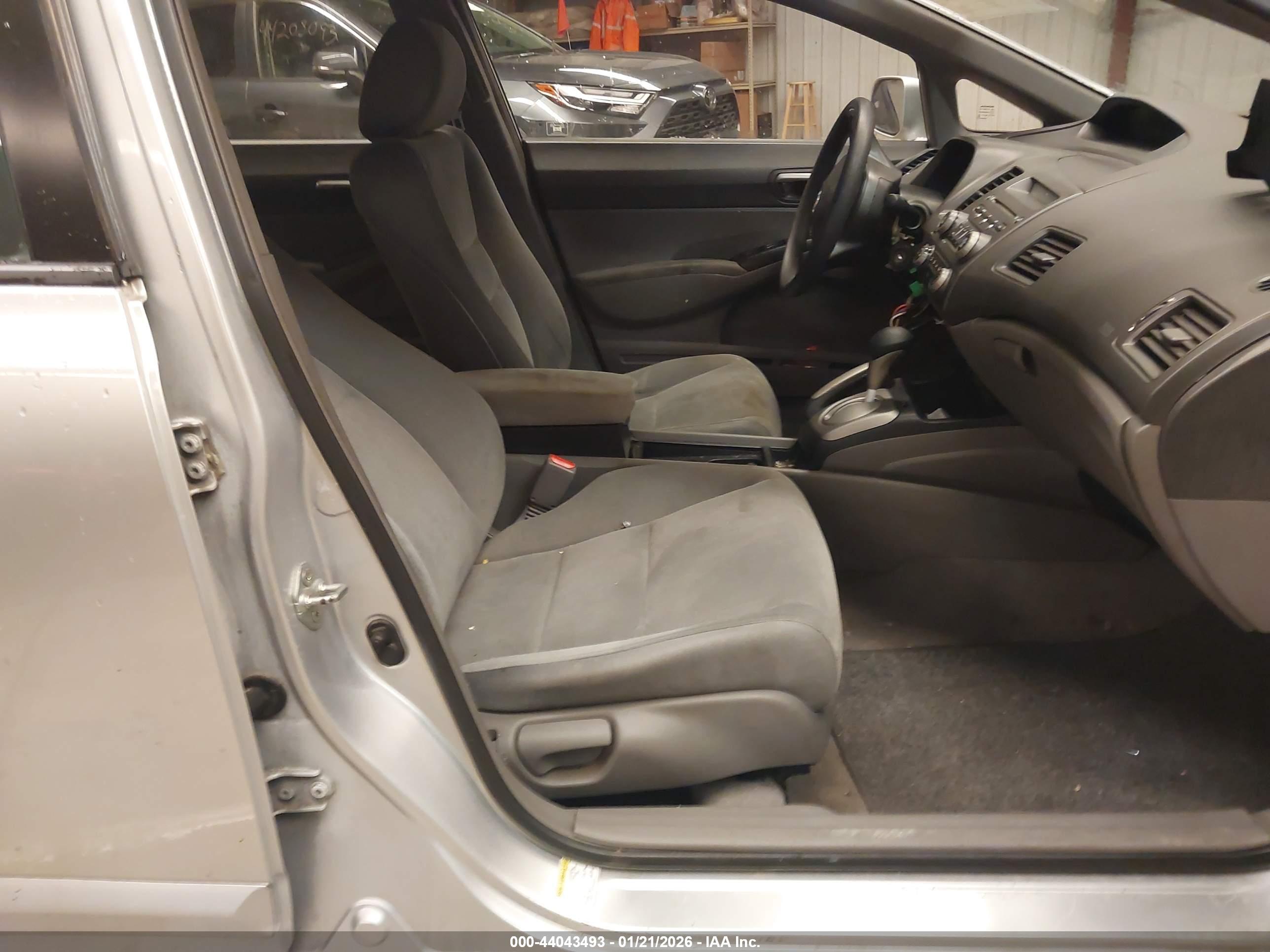 HONDA CIVIC image 5