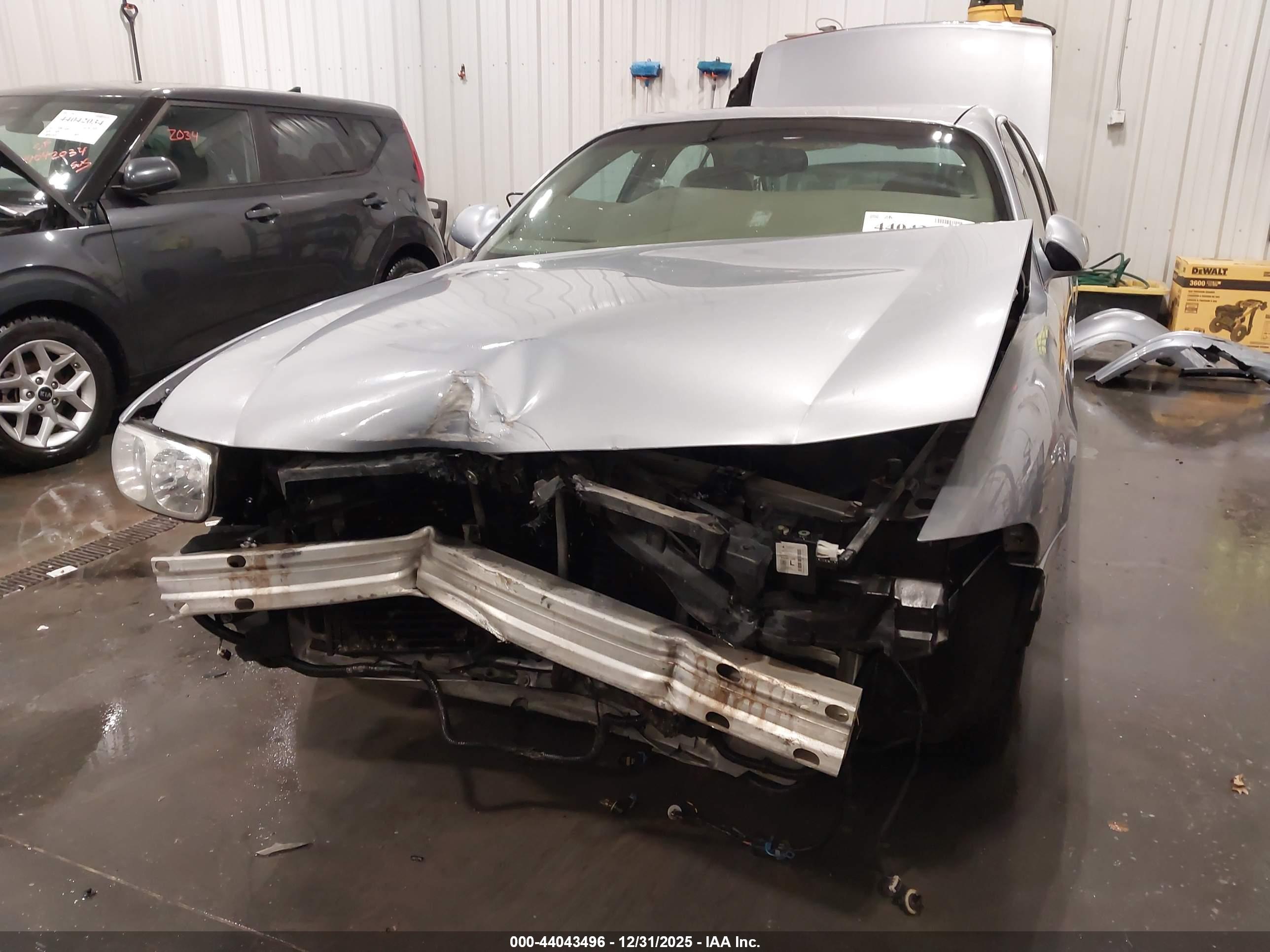 BUICK LESABRE image 6