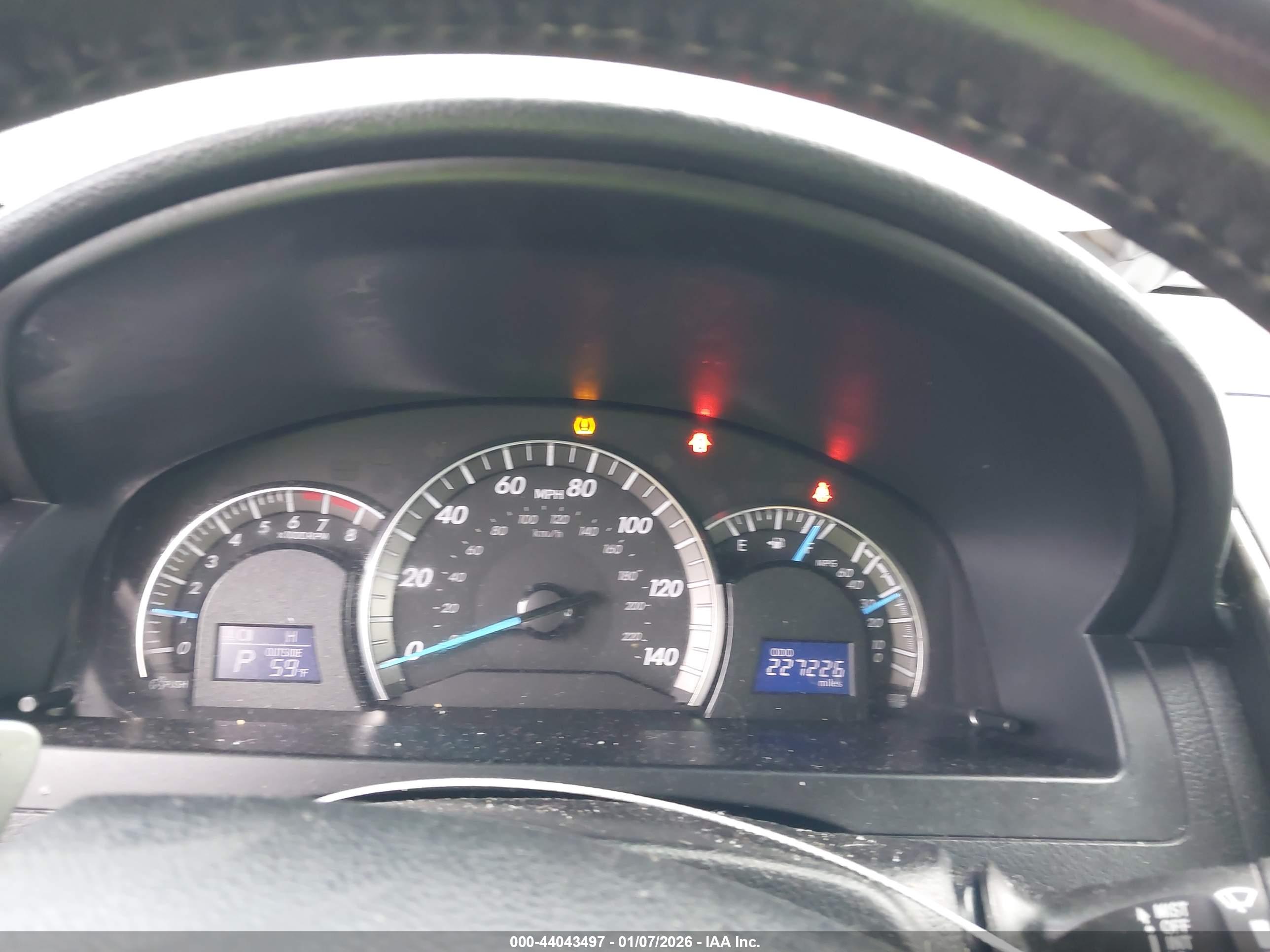 TOYOTA CAMRY image 7