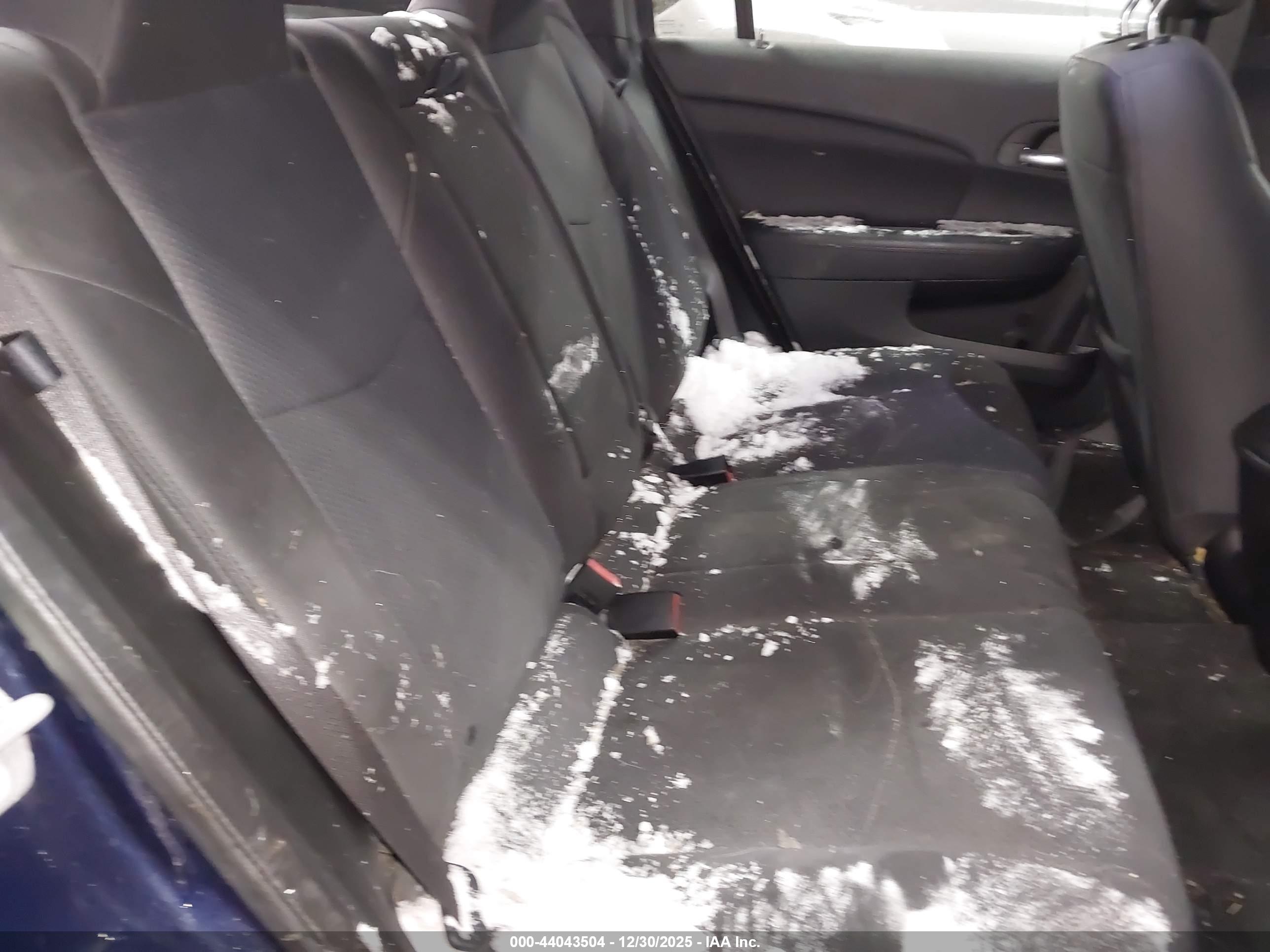 CHRYSLER 200 image 8