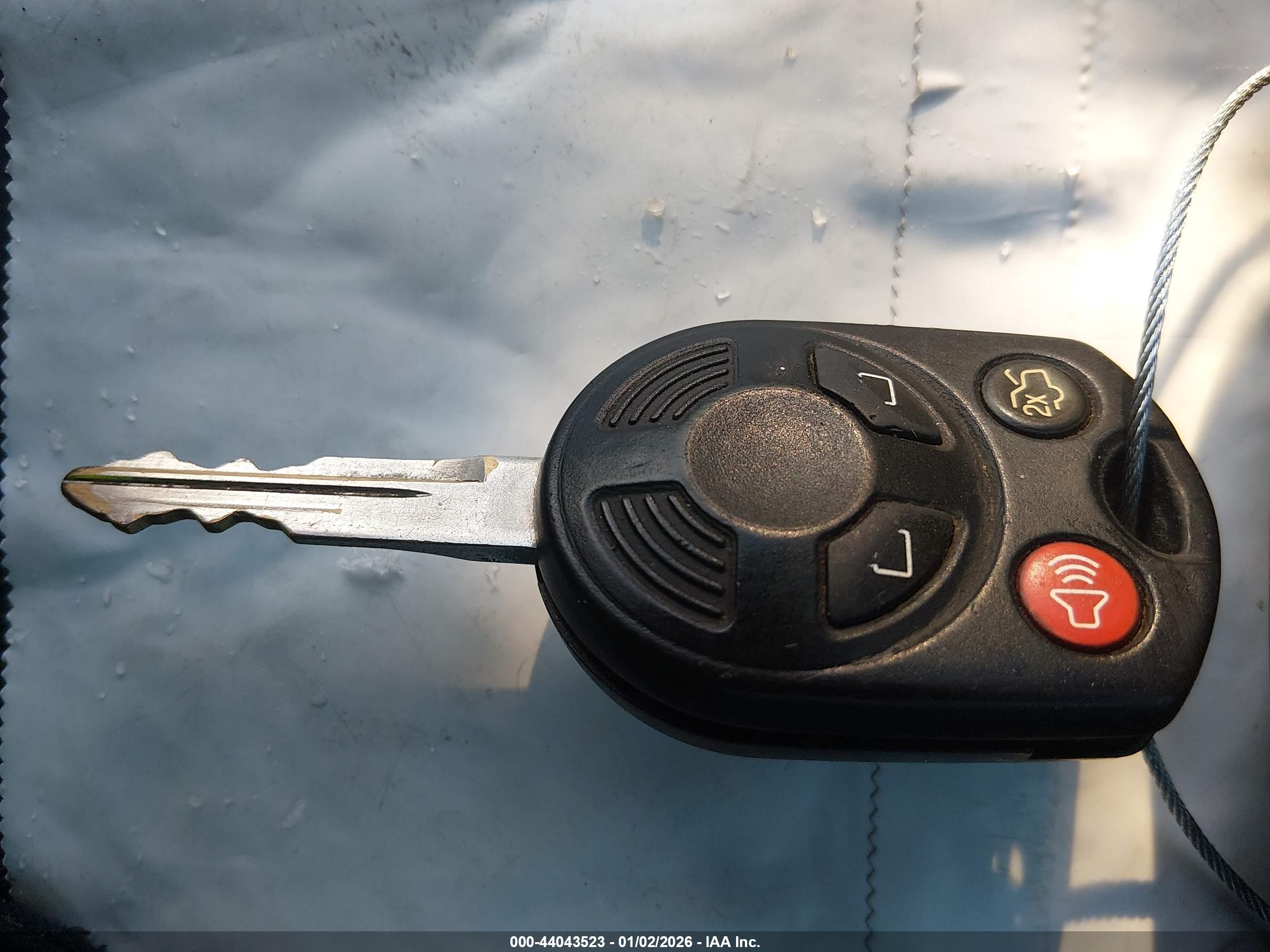 FORD ESCAPE image 11