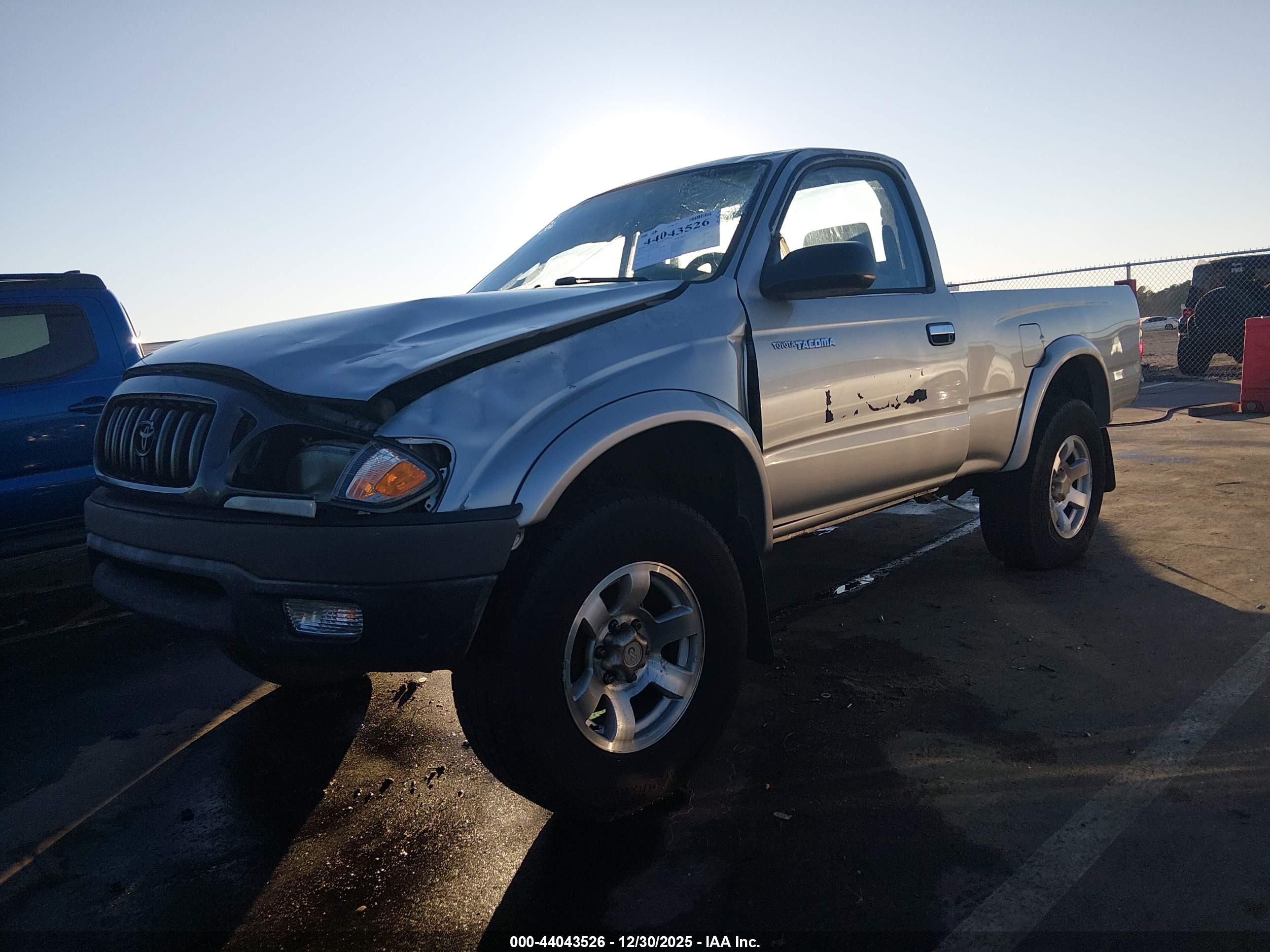 TOYOTA TACOMA image 2
