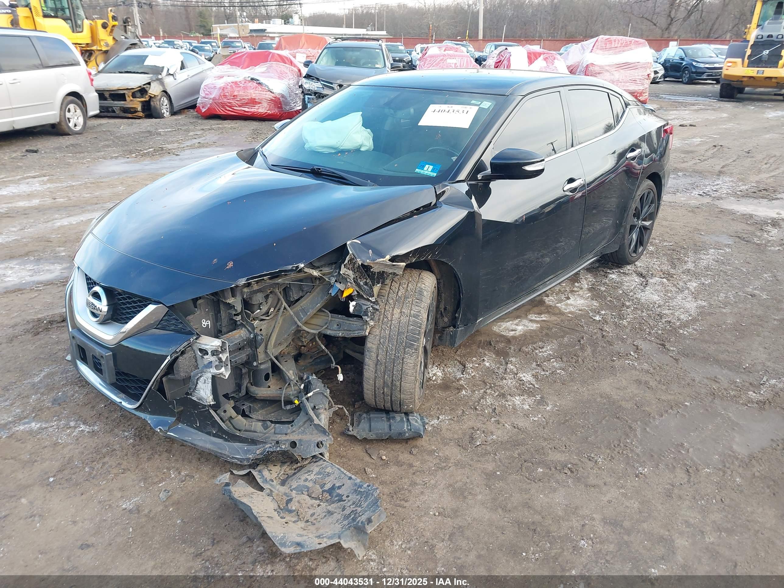 NISSAN MAXIMA image 6