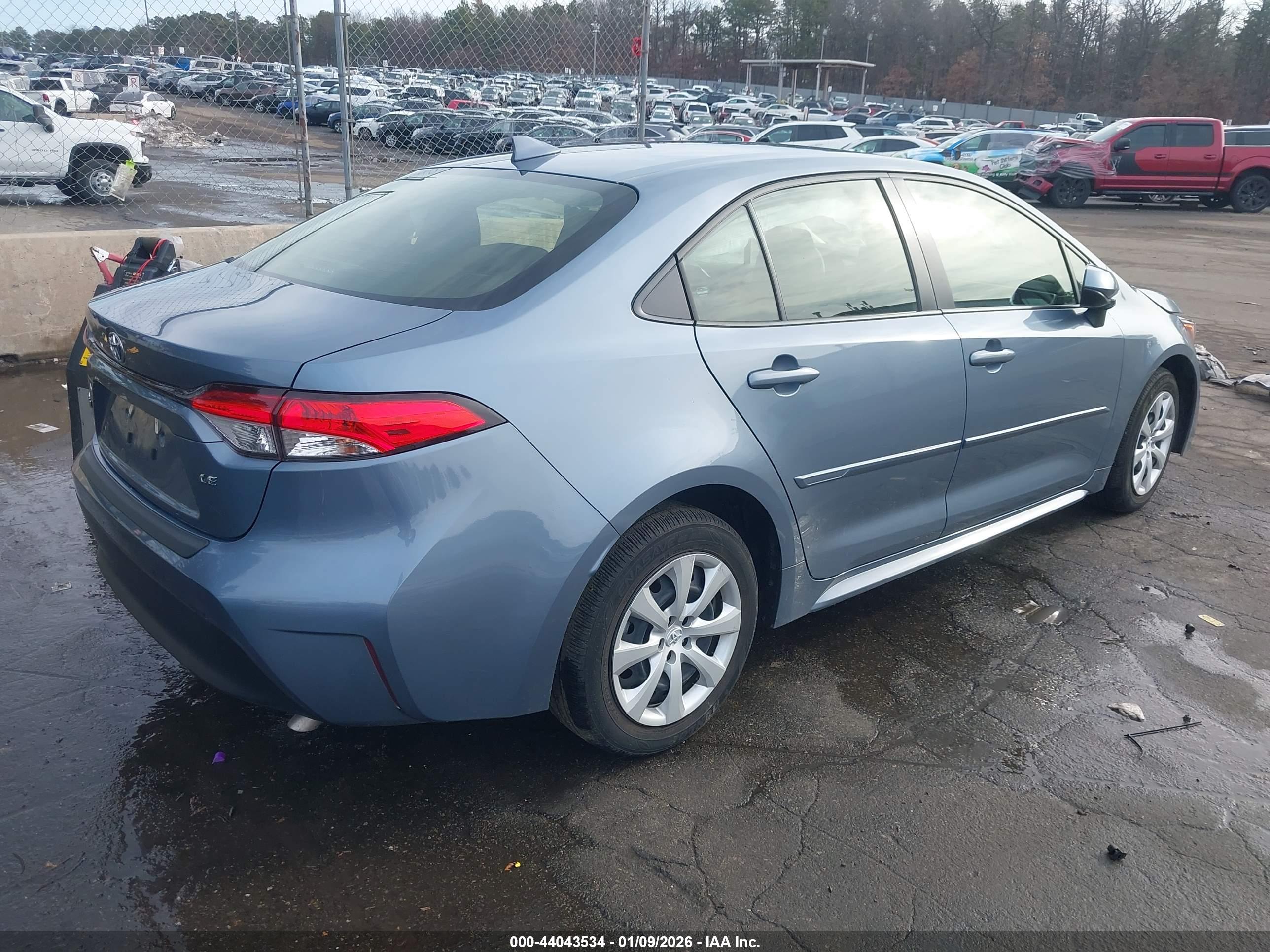 TOYOTA COROLLA image 4