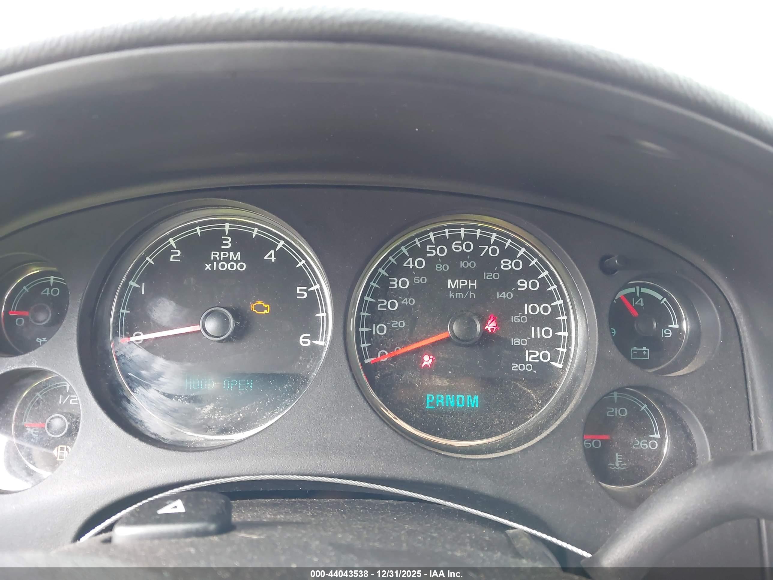 GMC YUKON image 7