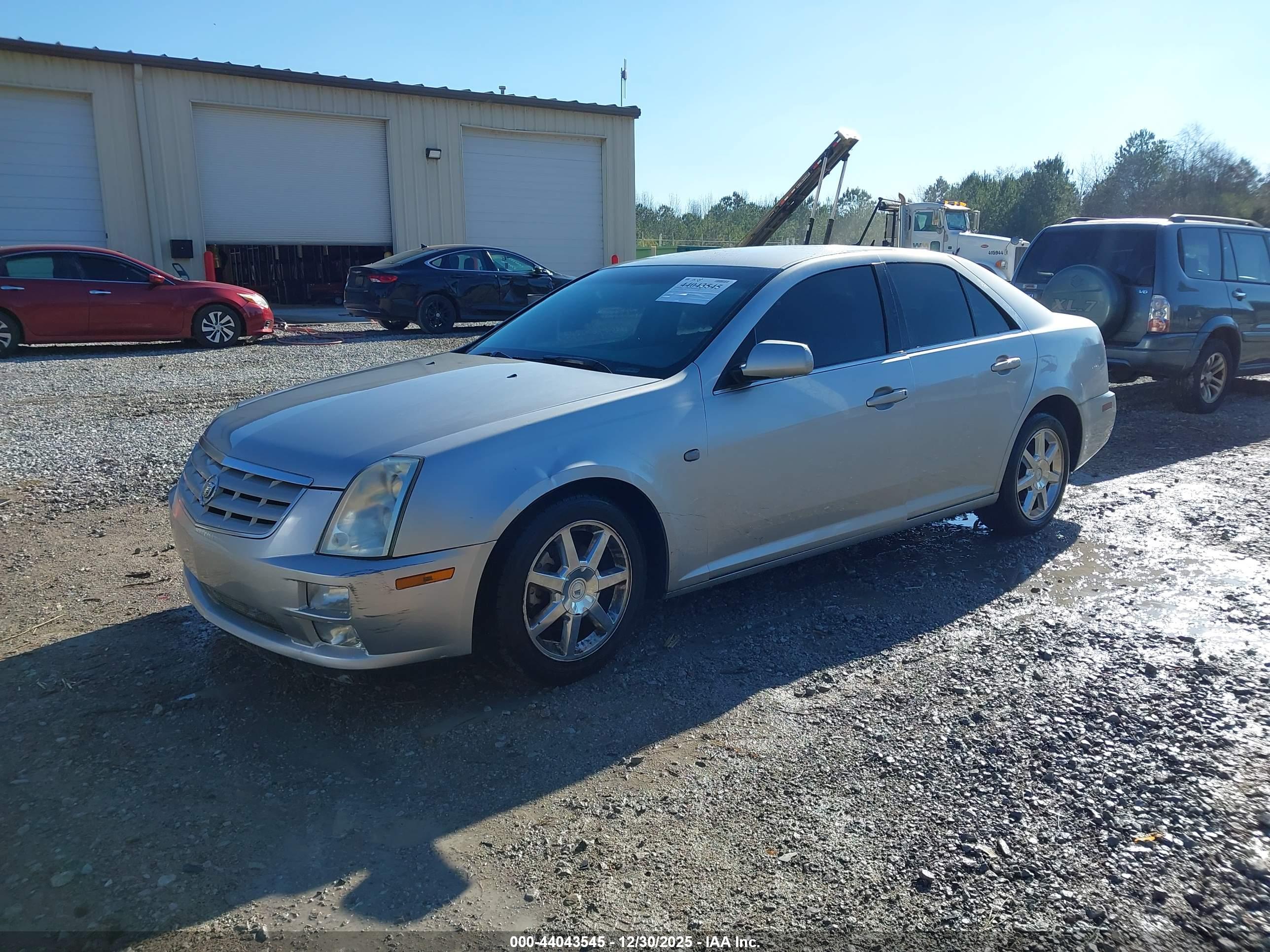 CADILLAC STS image 2