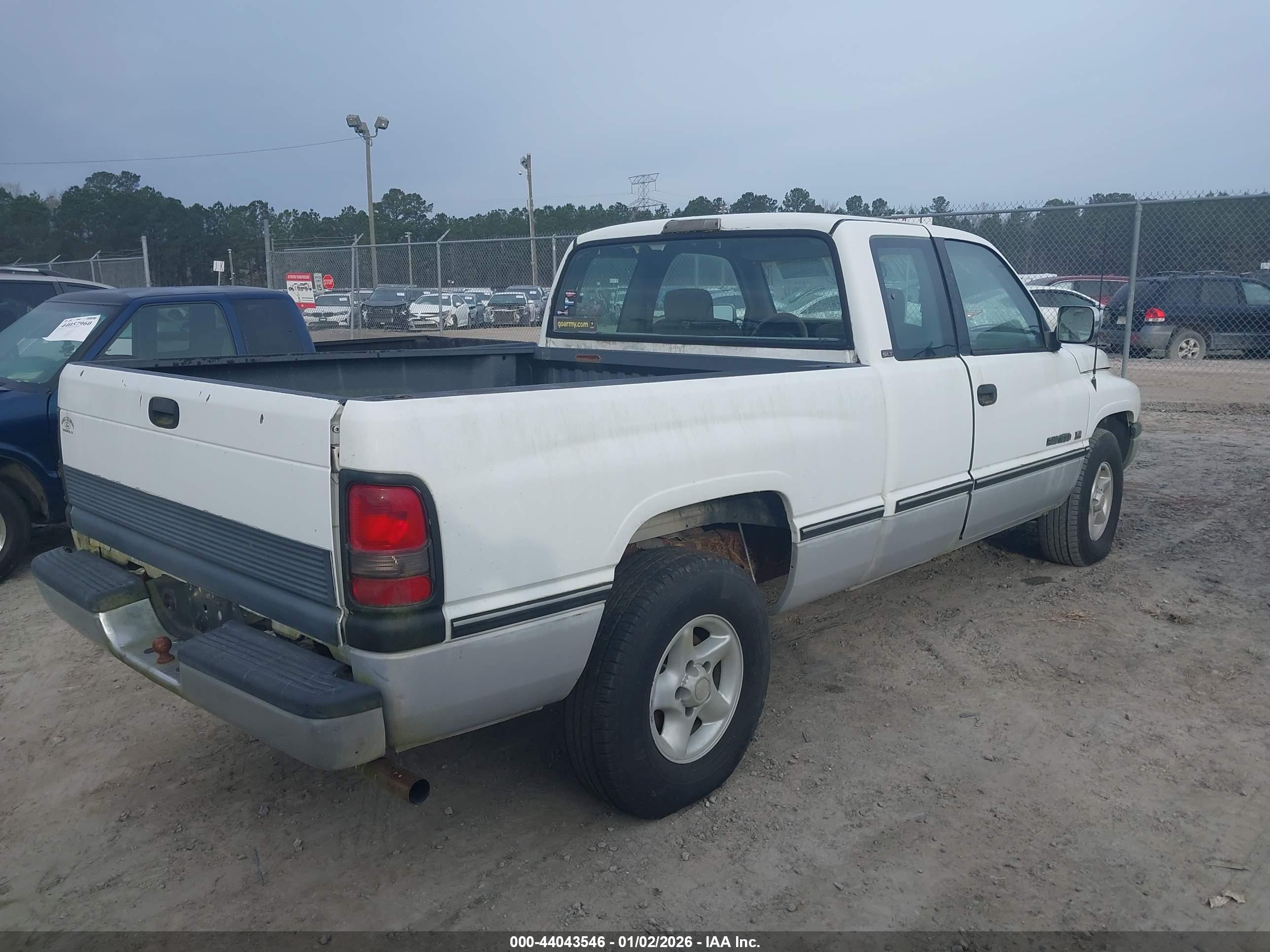 DODGE RAM image 4