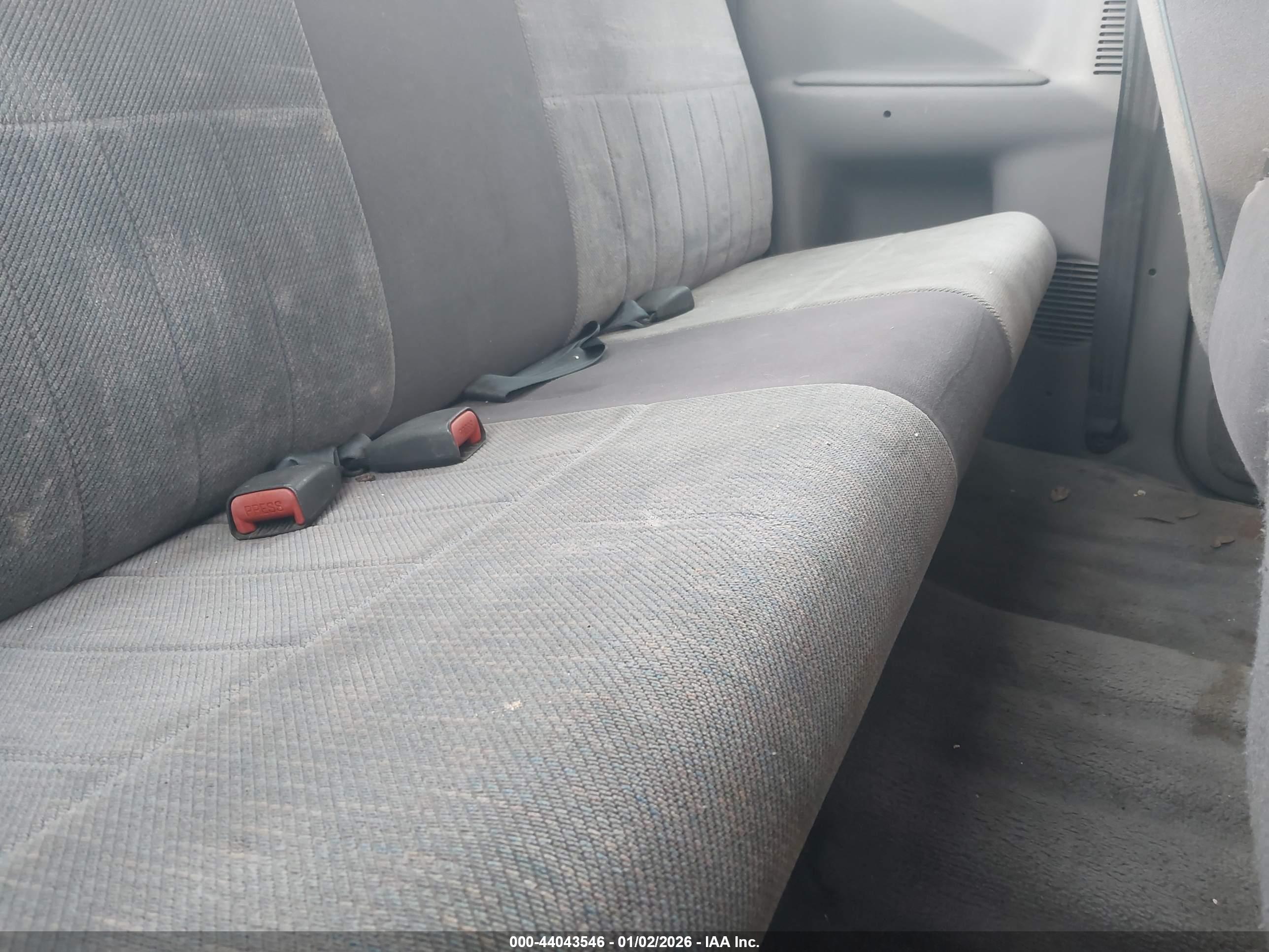 DODGE RAM image 8