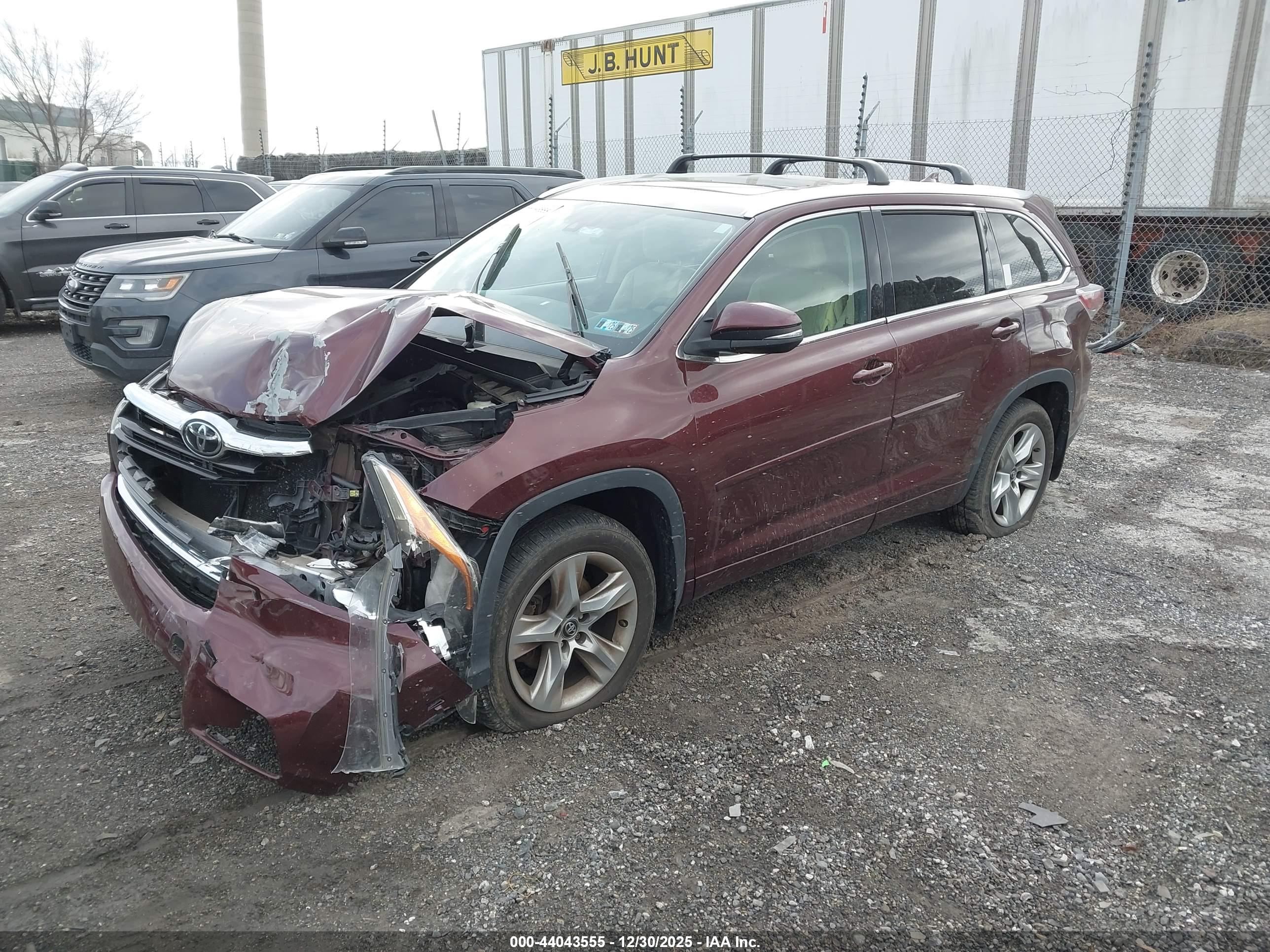 TOYOTA HIGHLANDER image 2