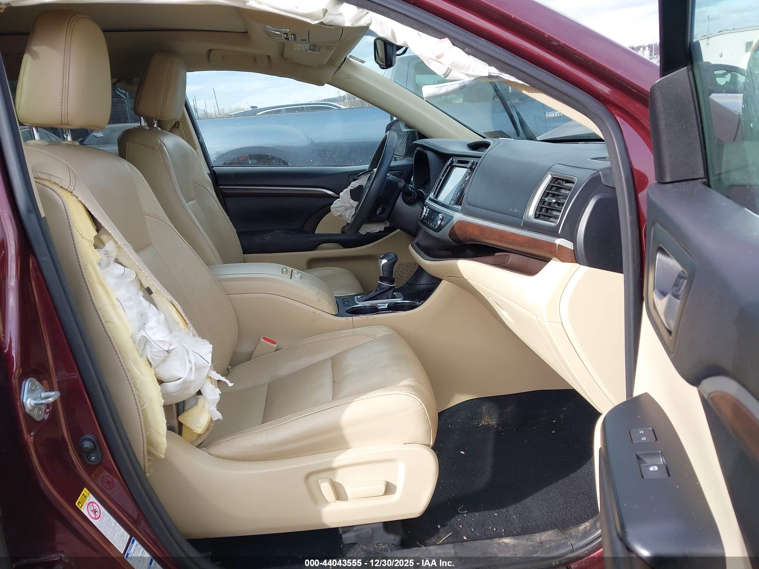 TOYOTA HIGHLANDER image 5