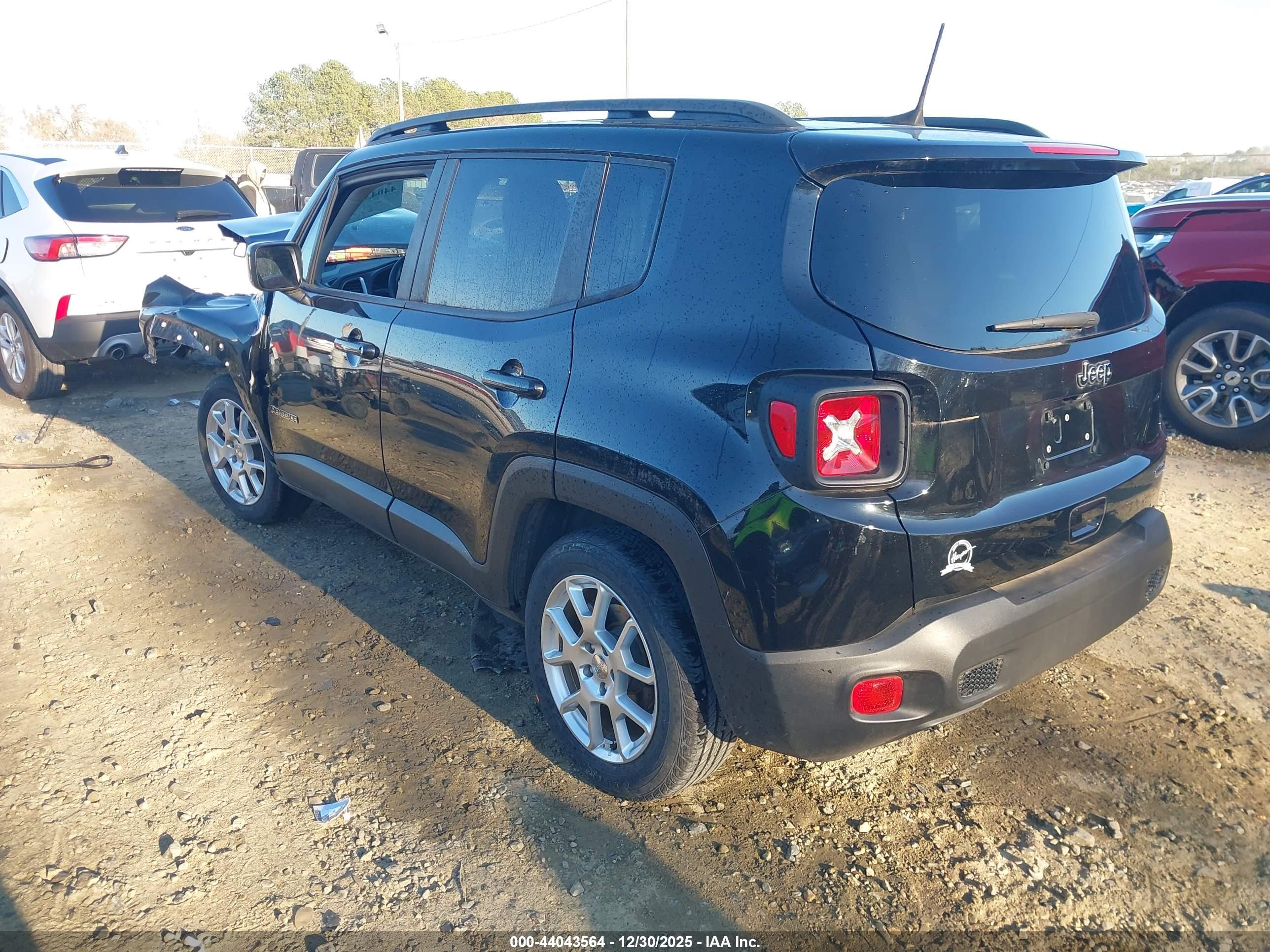 JEEP RENEGADE image 3