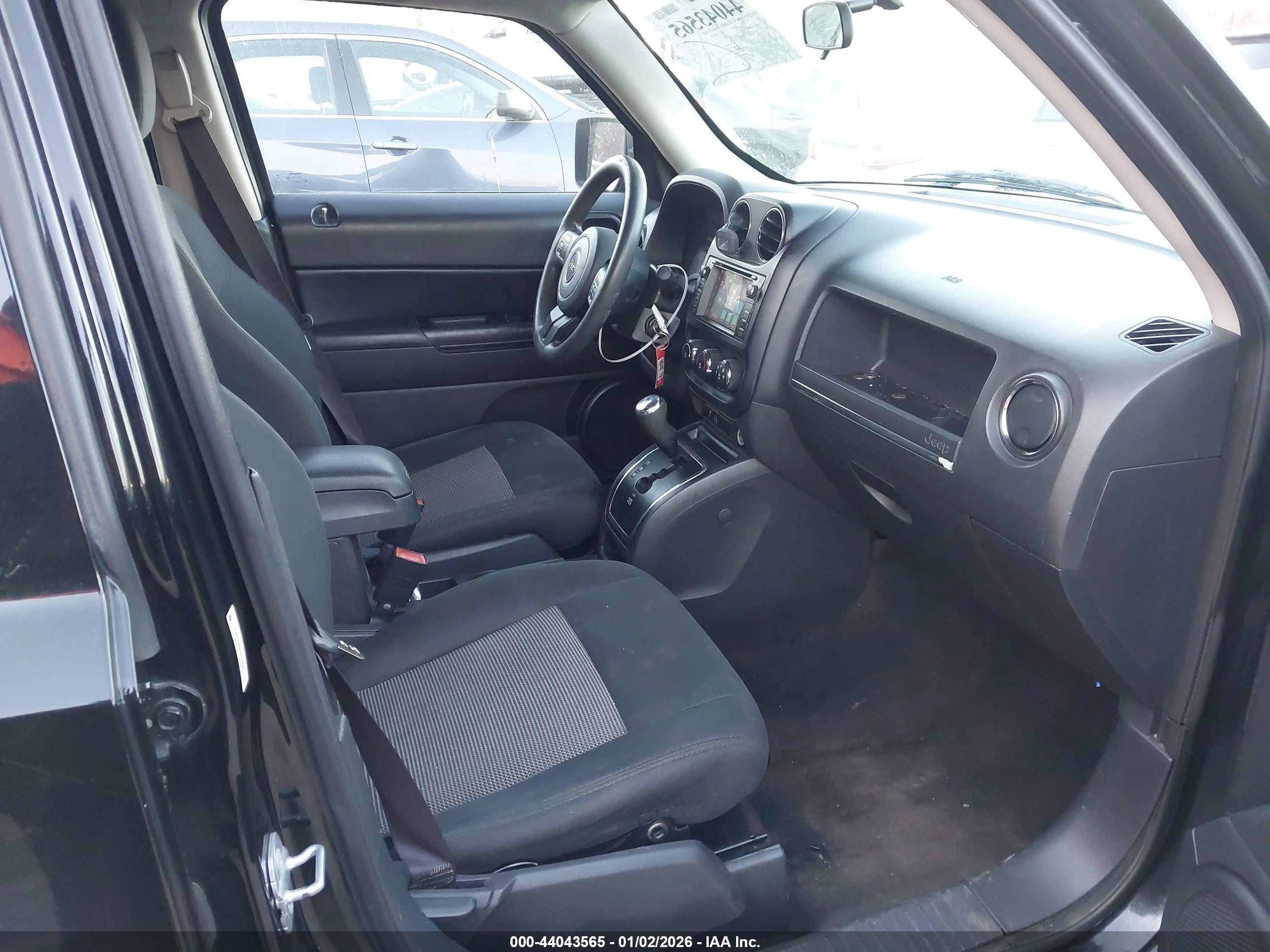 JEEP PATRIOT image 5