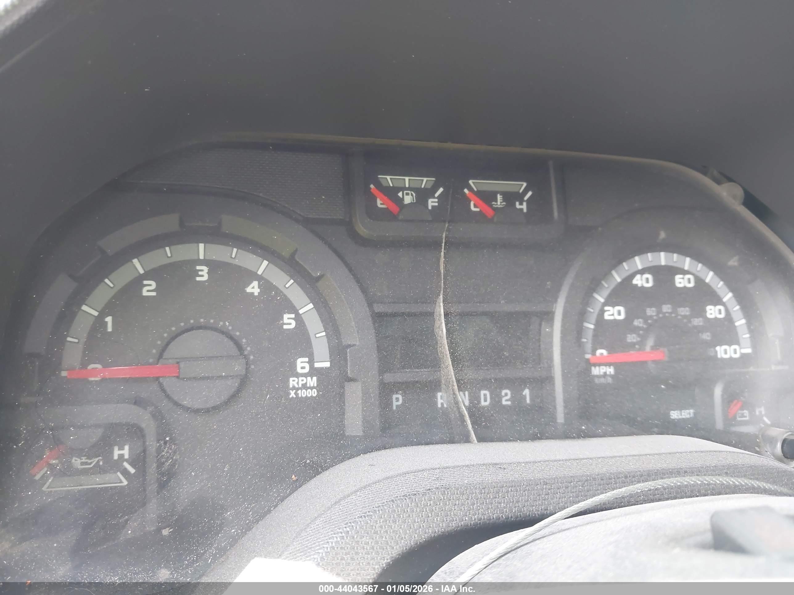 FORD E-250 image 7