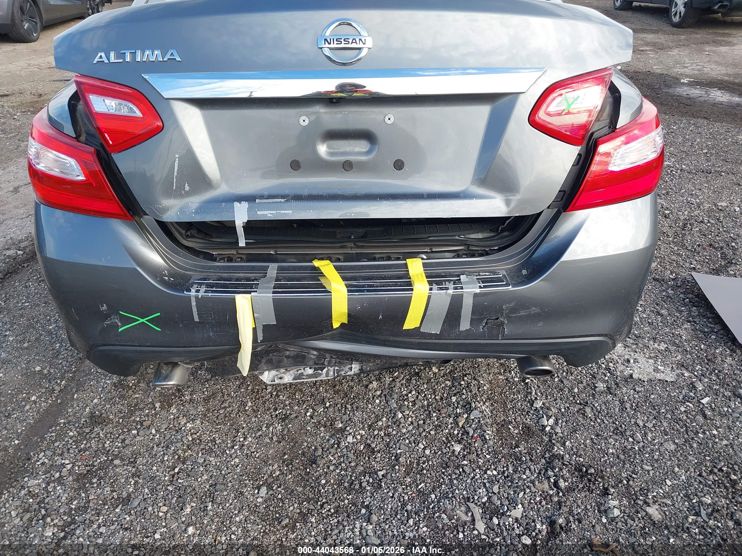 NISSAN ALTIMA image 6