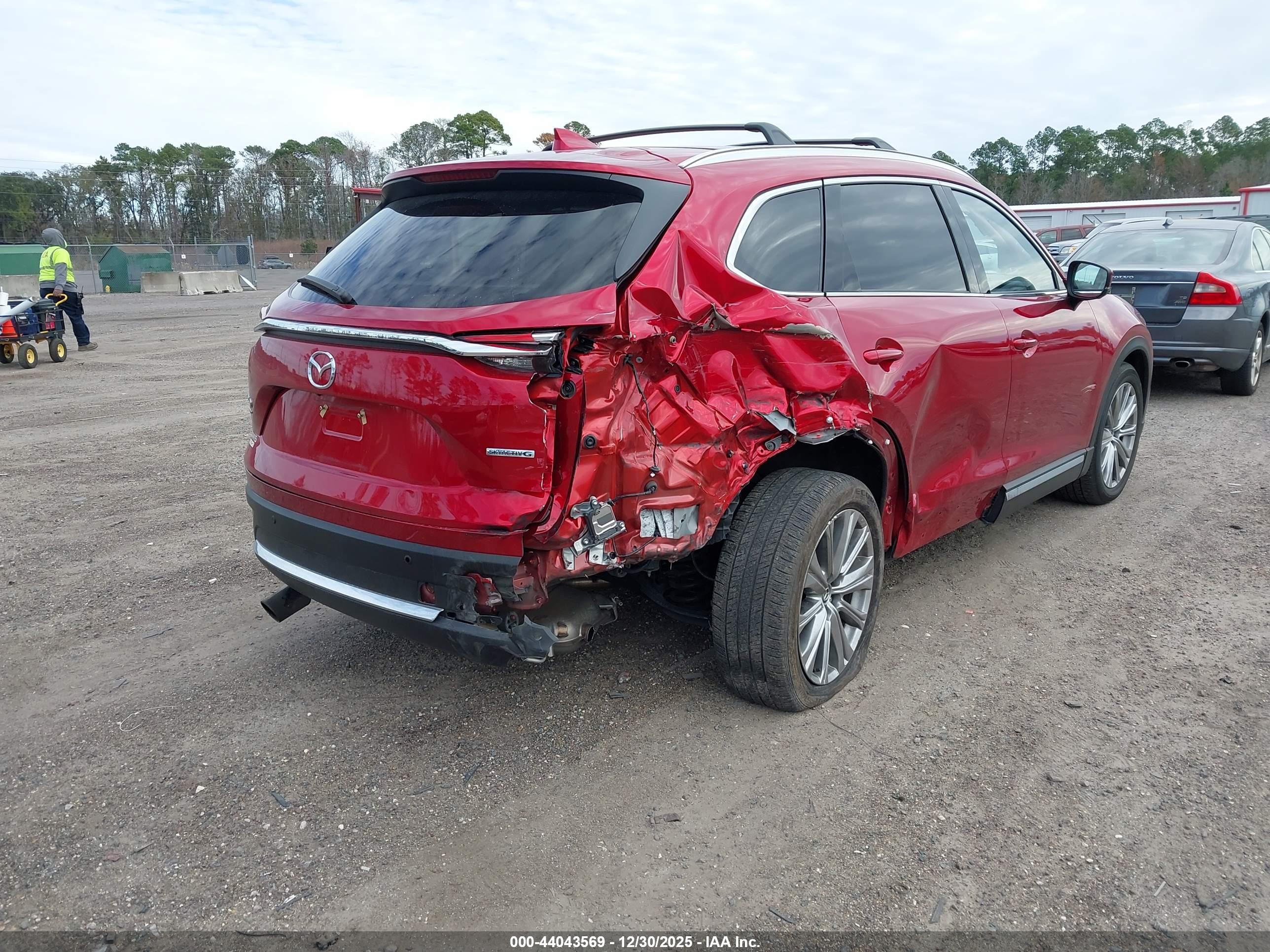 MAZDA CX-9 image 4