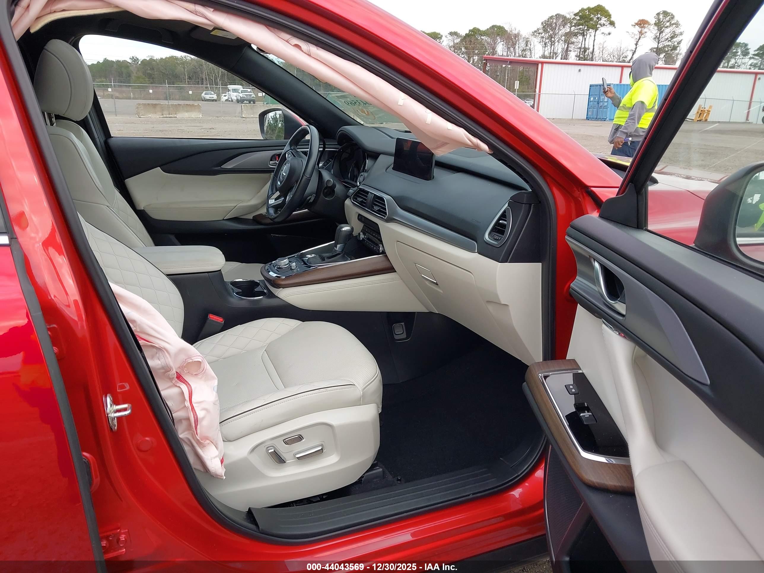 MAZDA CX-9 image 5