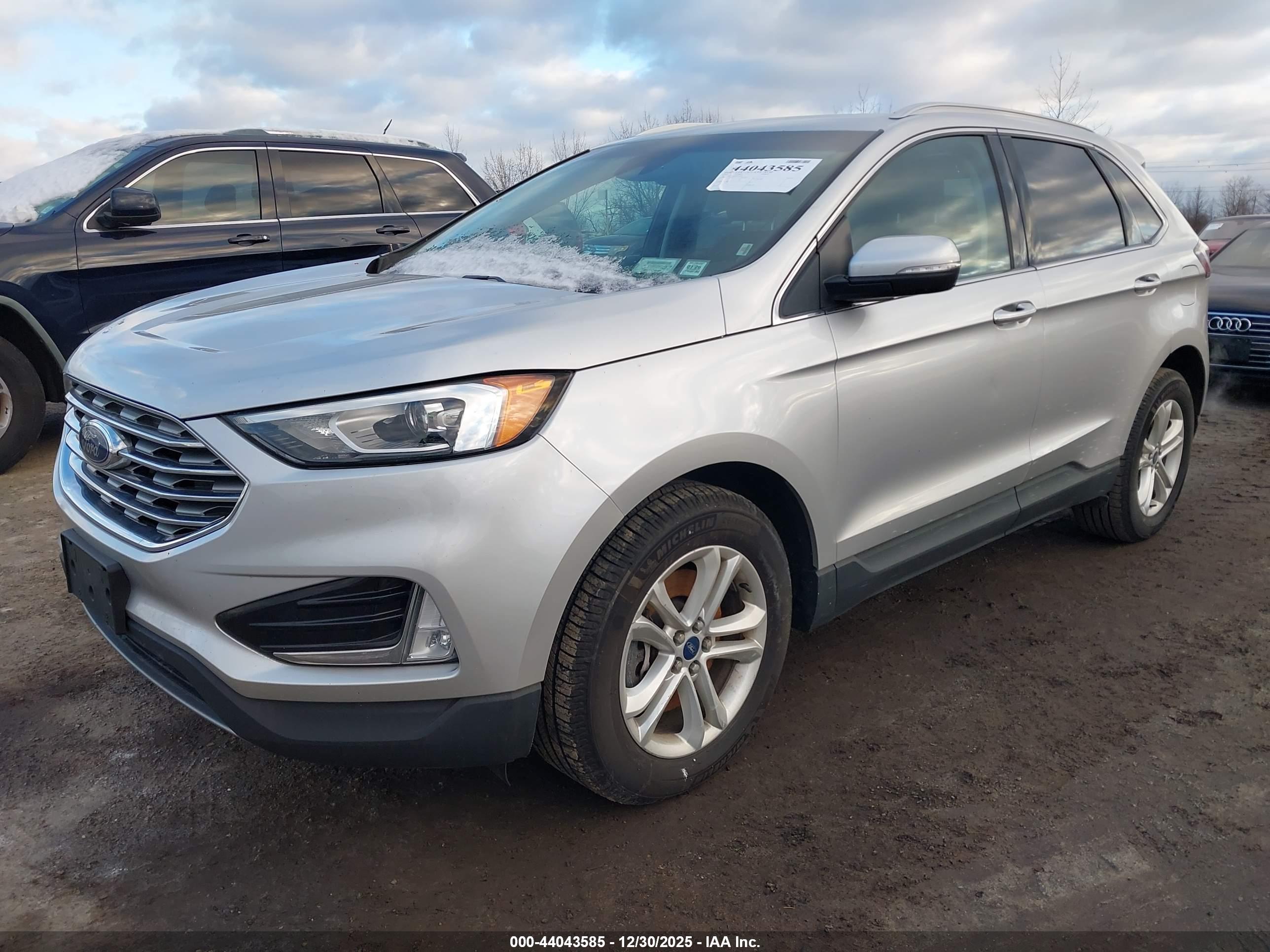 FORD EDGE image 2